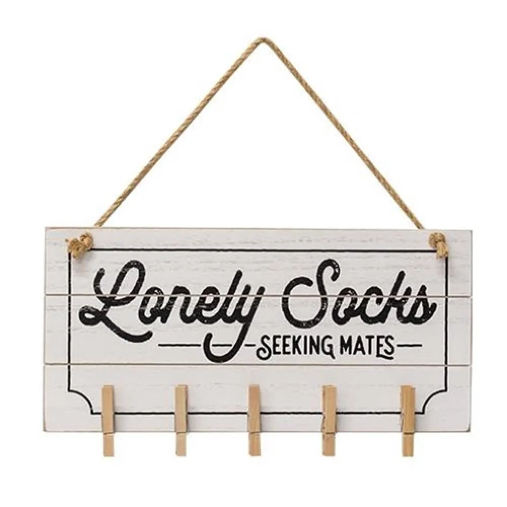 Lonely Socks Seeking Mates Shiplap Clip Sign Decorative Accessories last chance deals