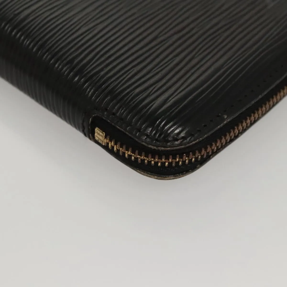 Louis Vuitton Agenda Leather Wallet (Pre-Owned)