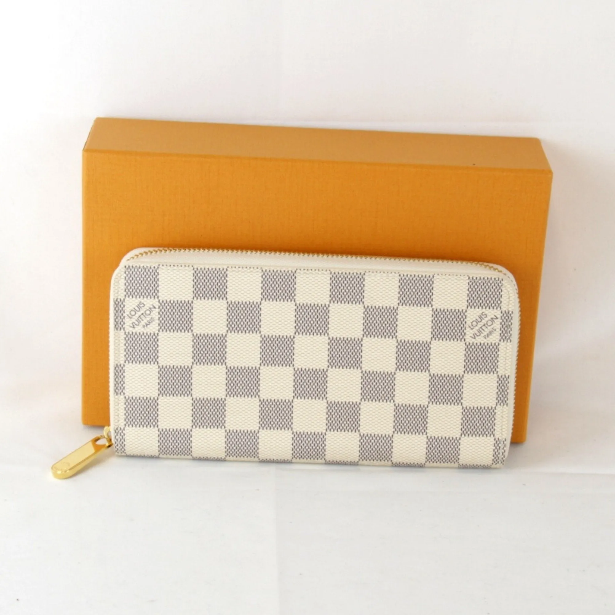 Louis Vuitton Damier Azur Damier Azur Long Wallet (Bi-Fold) (Pre-Owned)