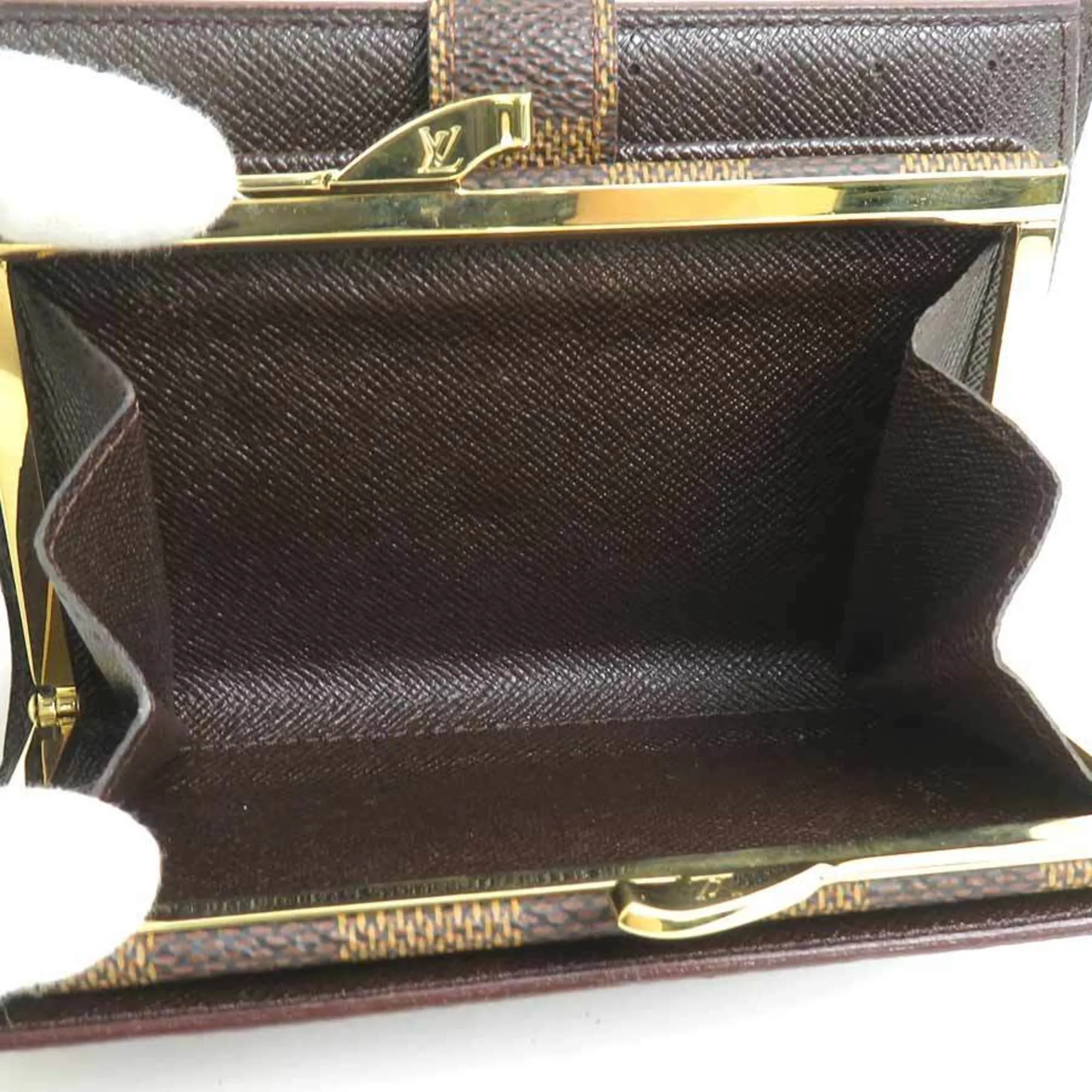 Louis Vuitton Damier Canvas Wallet (Bi-Fold) (Pre-Owned)
