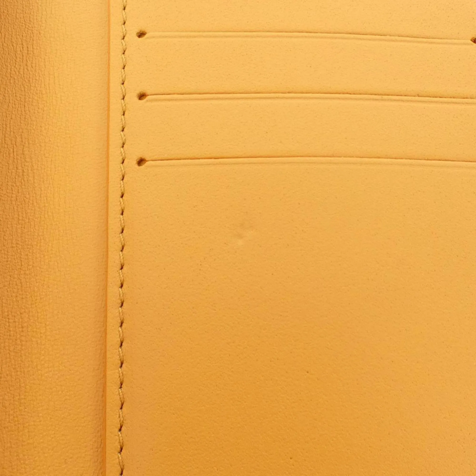Louis Vuitton Leather Wallet (Tri-Fold) (Pre-Owned)