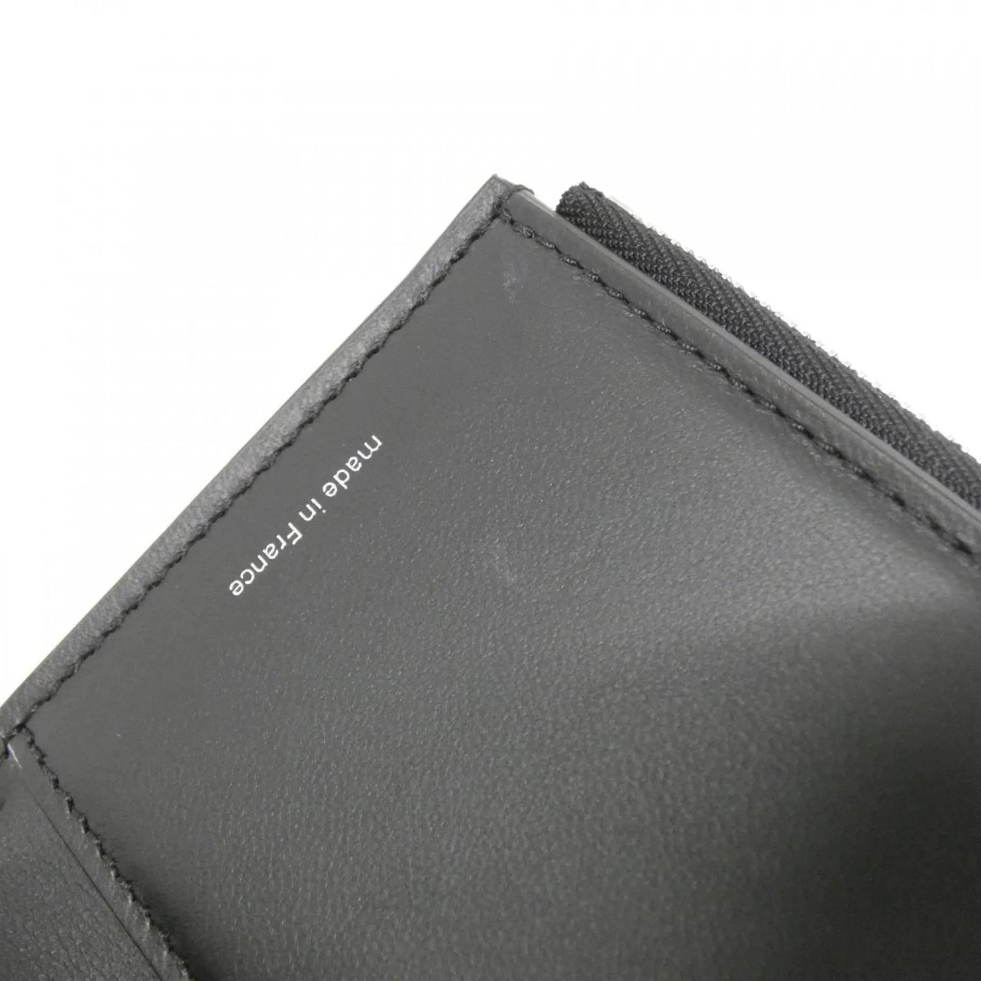 Louis Vuitton Leather Wallet (Tri-Fold) (Pre-Owned)