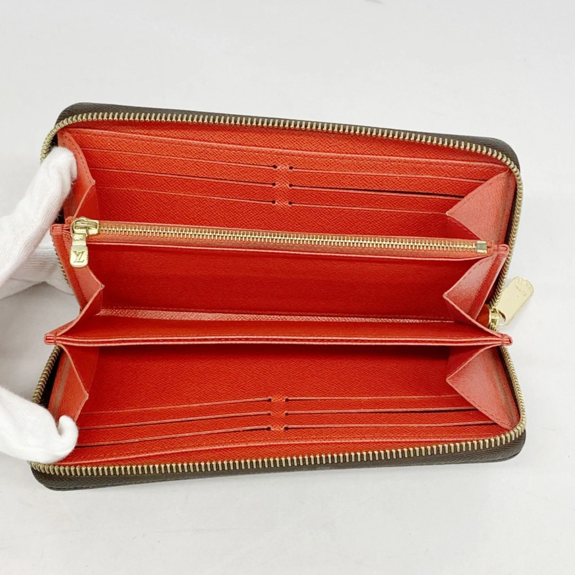 Louis Vuitton Long Wallet (Bi-Fold) (Pre-Owned)