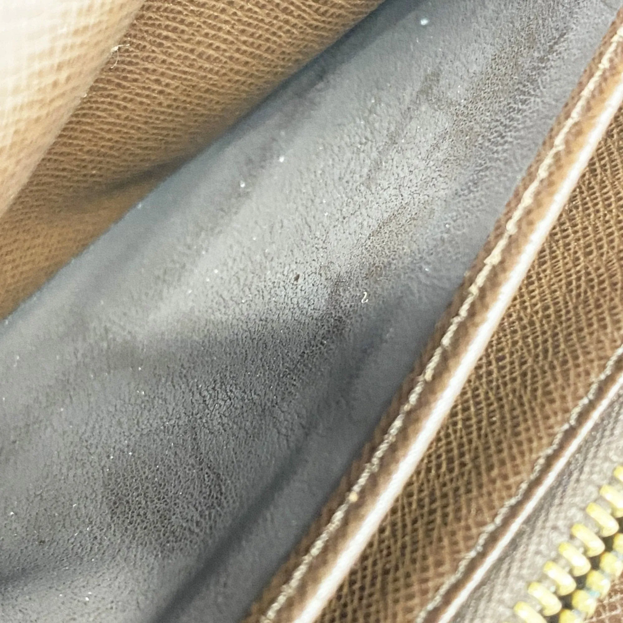 Louis Vuitton Long Wallet (Bi-Fold) (Pre-Owned)