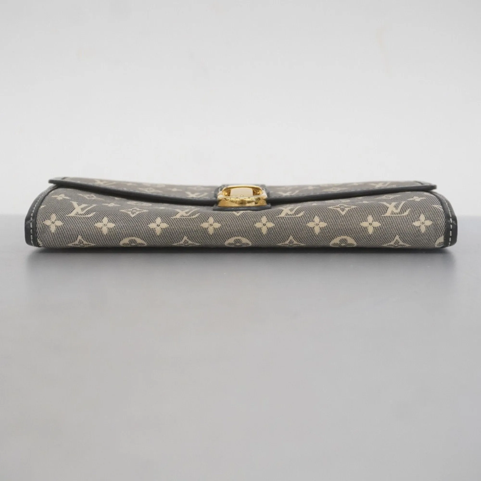 Louis Vuitton Long Wallet (Bi-Fold) (Pre-Owned)