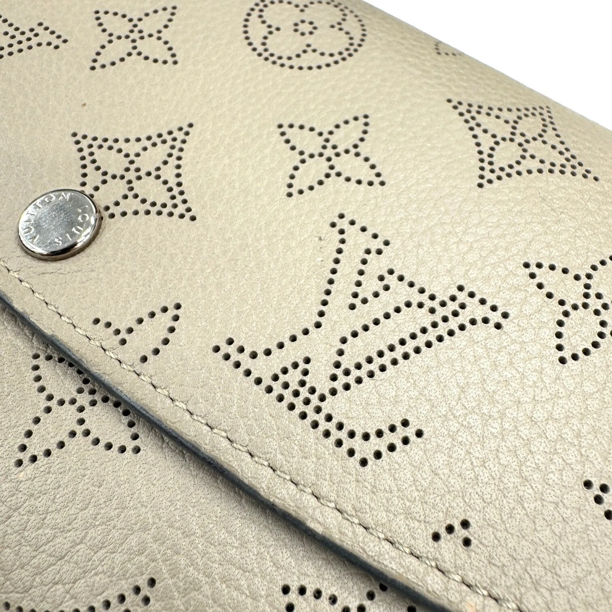 Louis Vuitton Mahina Leather Long Wallet (Bi-Fold) (Pre-Owned)