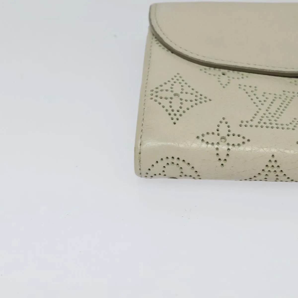 Louis Vuitton Mahina Leather Wallet (Pre-Owned)