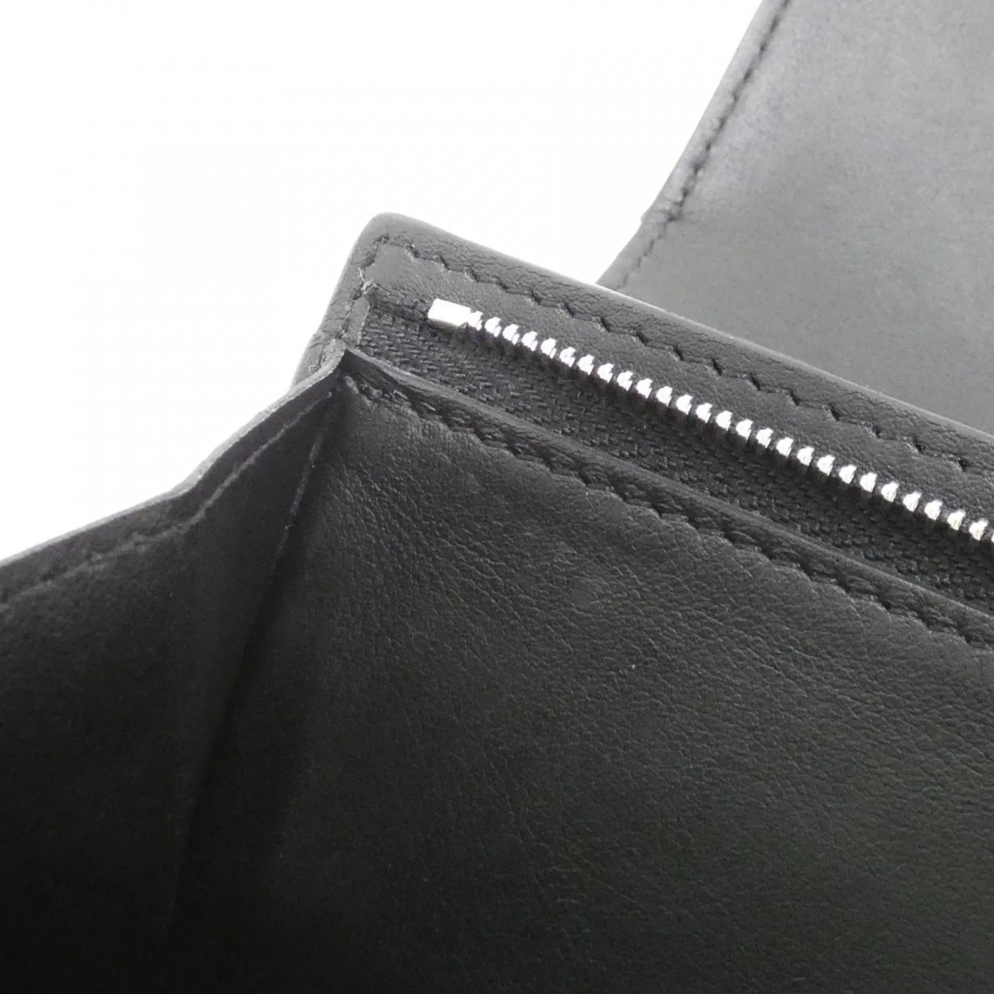 Louis Vuitton Mahina Mahina Leather Wallet (Bi-Fold) (Pre-Owned)