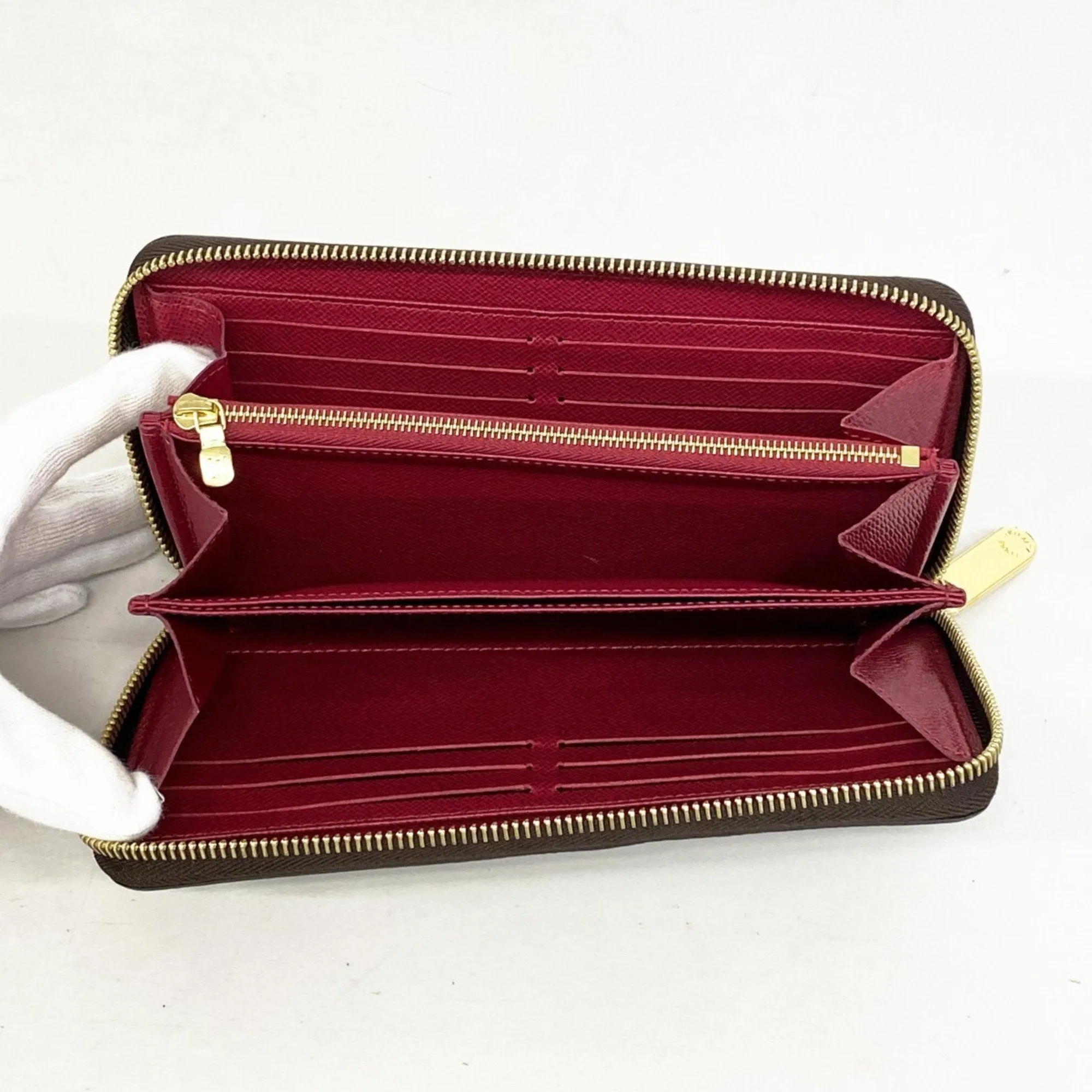 Louis Vuitton pink Long Wallet (Bi-Fold) (Pre-Owned)
