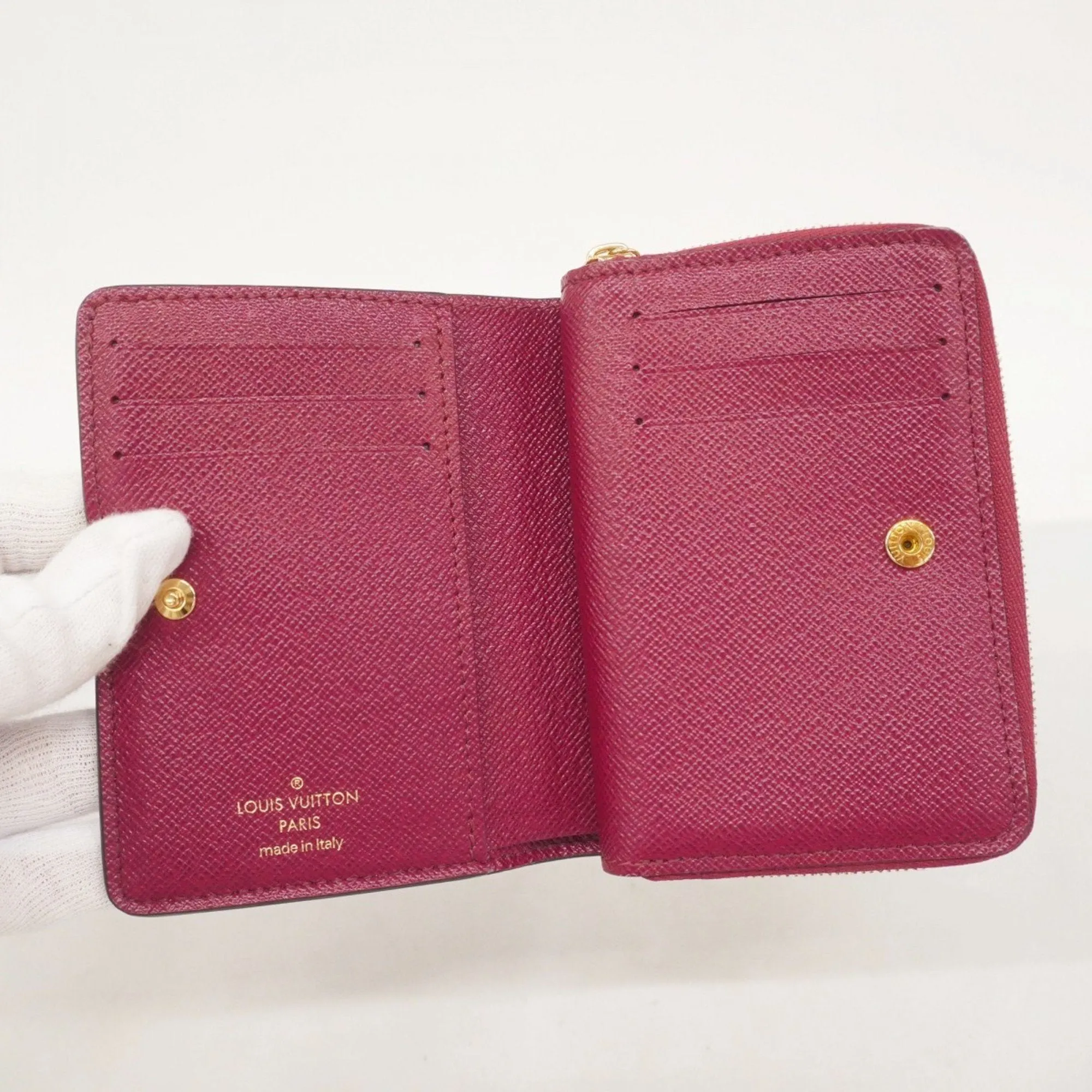Louis Vuitton pink Wallet (Bi-Fold) (Pre-Owned)
