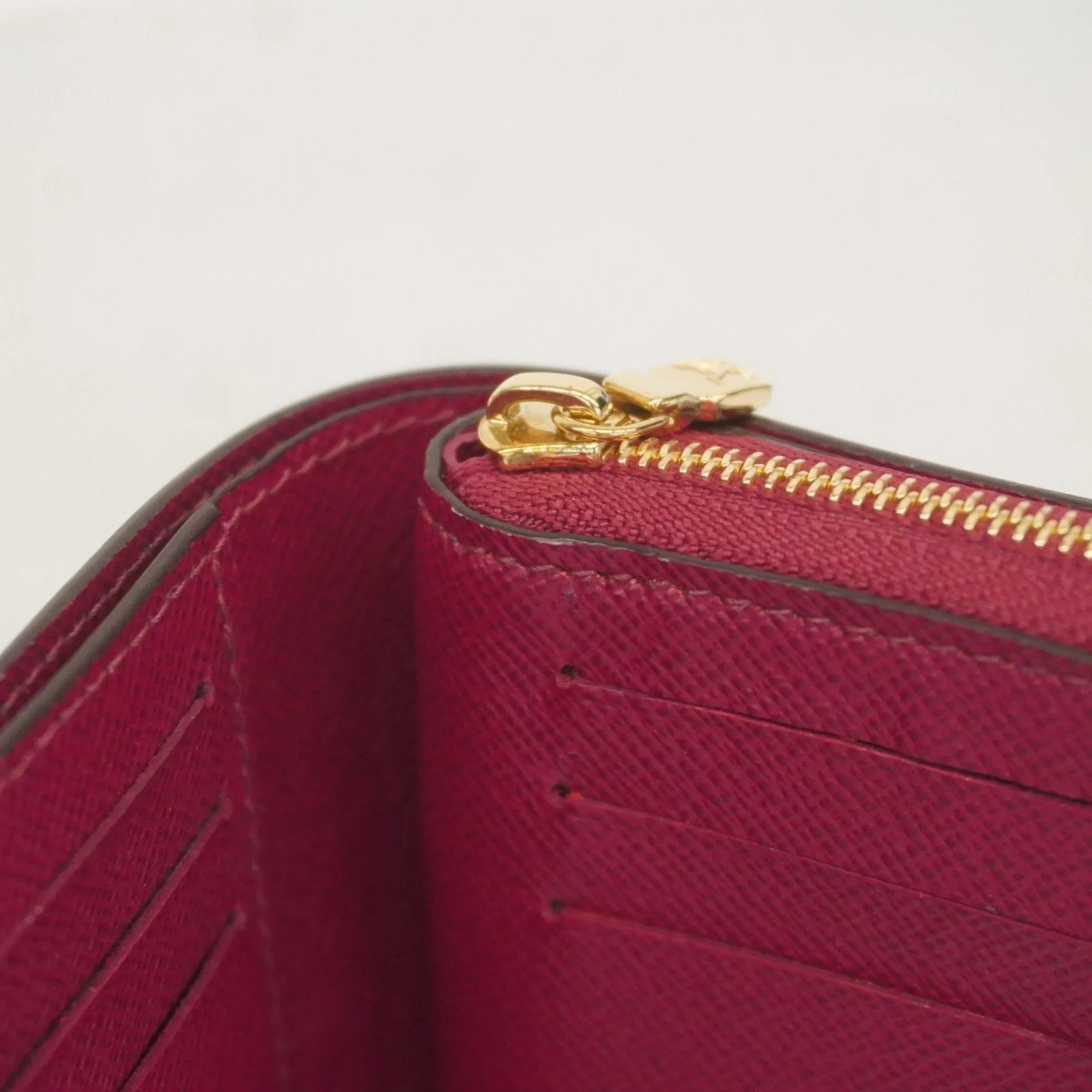 Louis Vuitton pink Wallet (Bi-Fold) (Pre-Owned)
