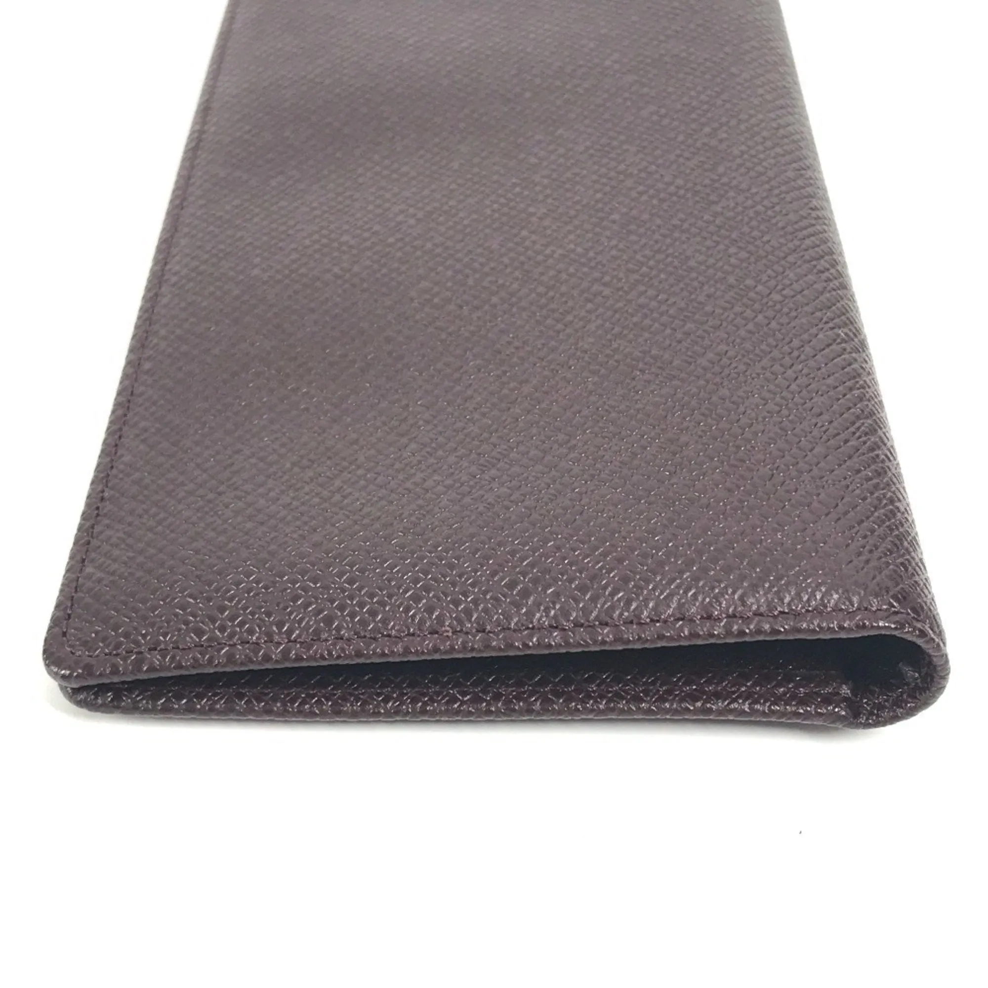 Louis Vuitton Taiga Acajou Taiga Leather Long Bill Wallet (Bi-Fold) (Pre-Owned)