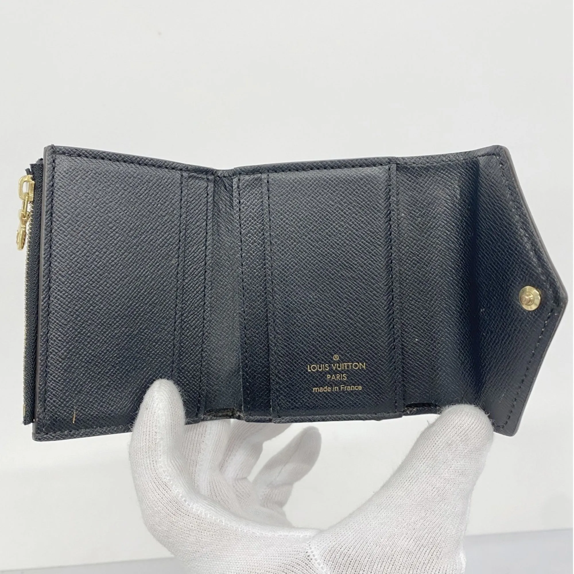 Louis Vuitton Wallet (Tri-Fold) (Pre-Owned)