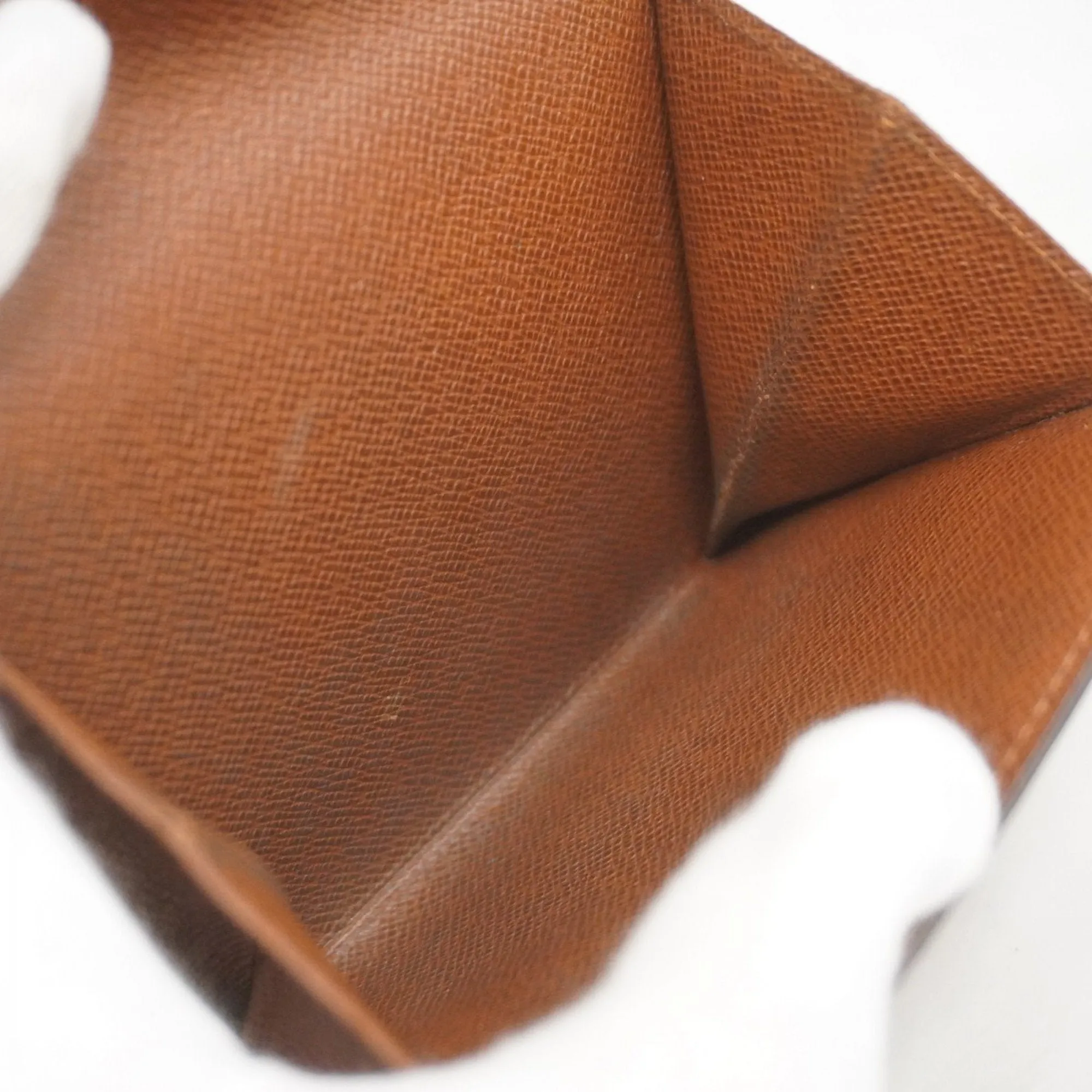 Louis Vuitton Wallet (Tri-Fold) (Pre-Owned)