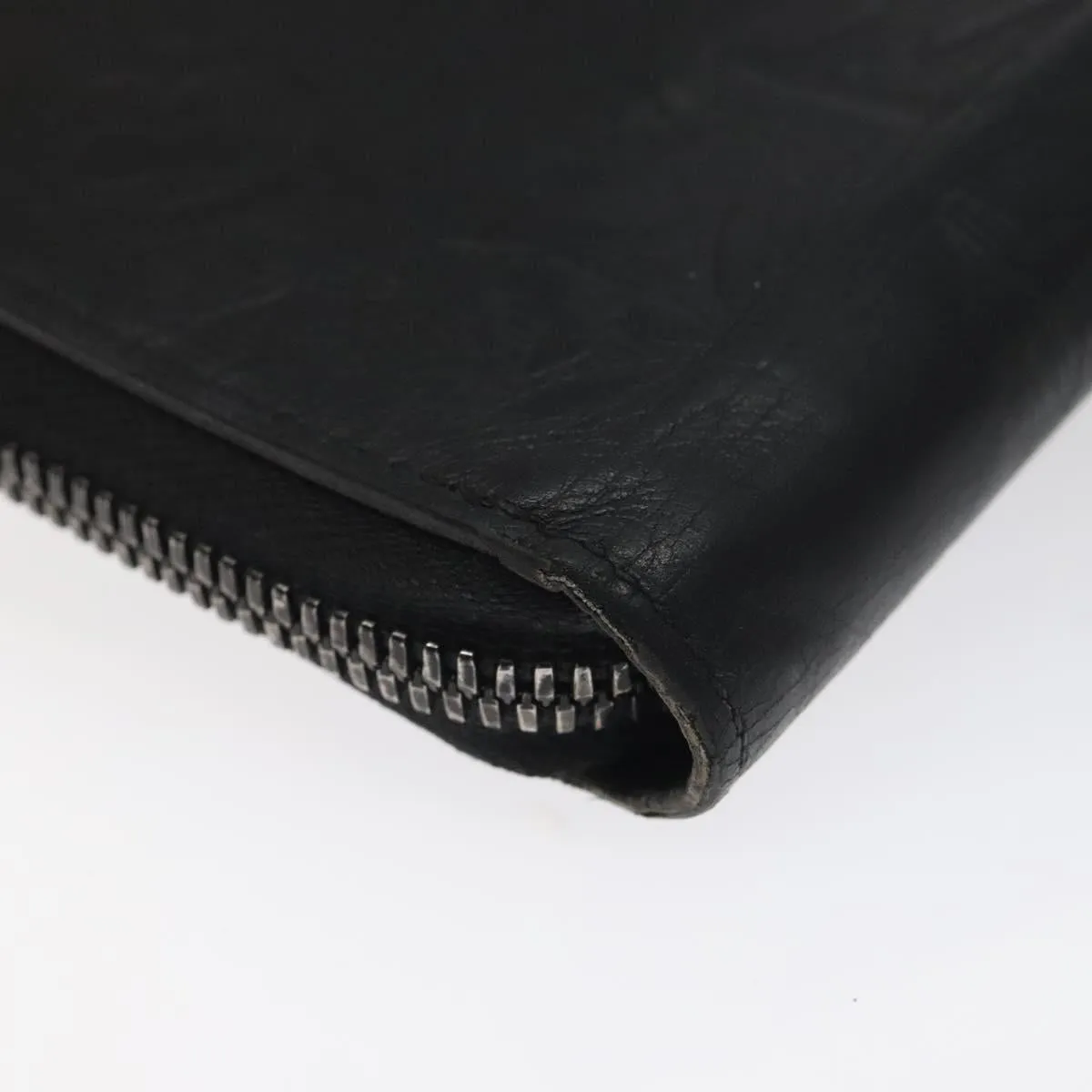 Louis Vuitton Zippy Leather Wallet (Pre-Owned)