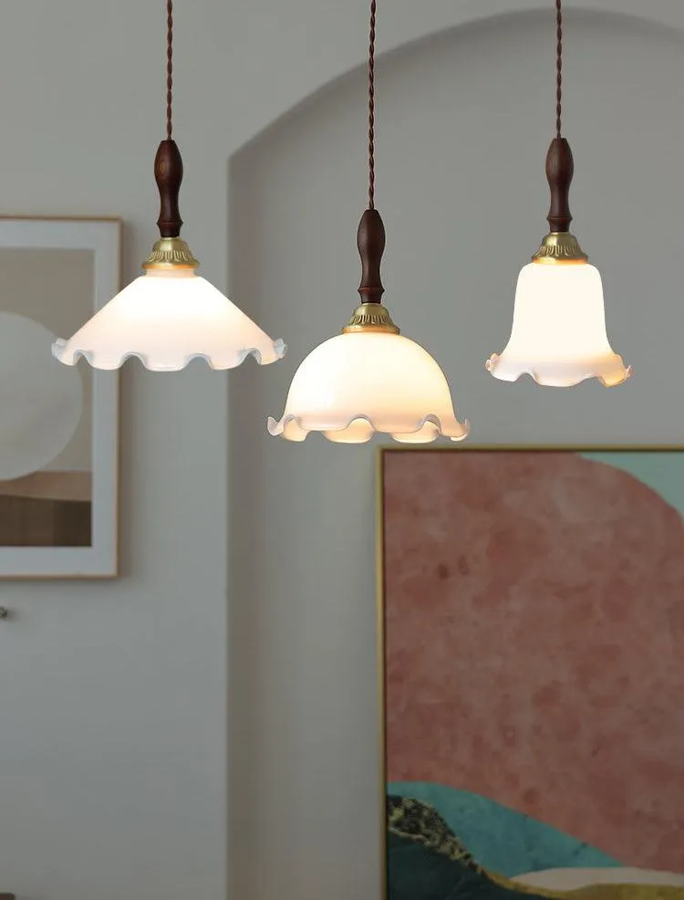 Milky Flower Pendant Light