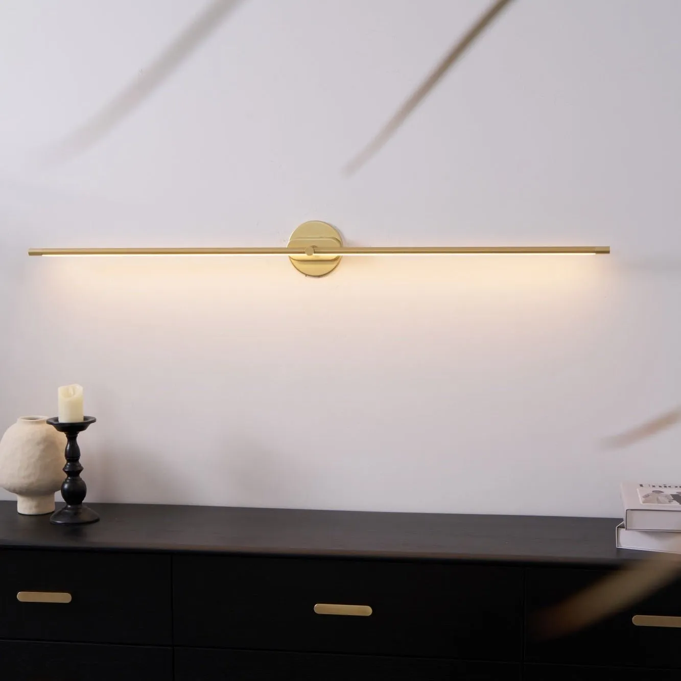 Minimalist Linear Wall Lamp