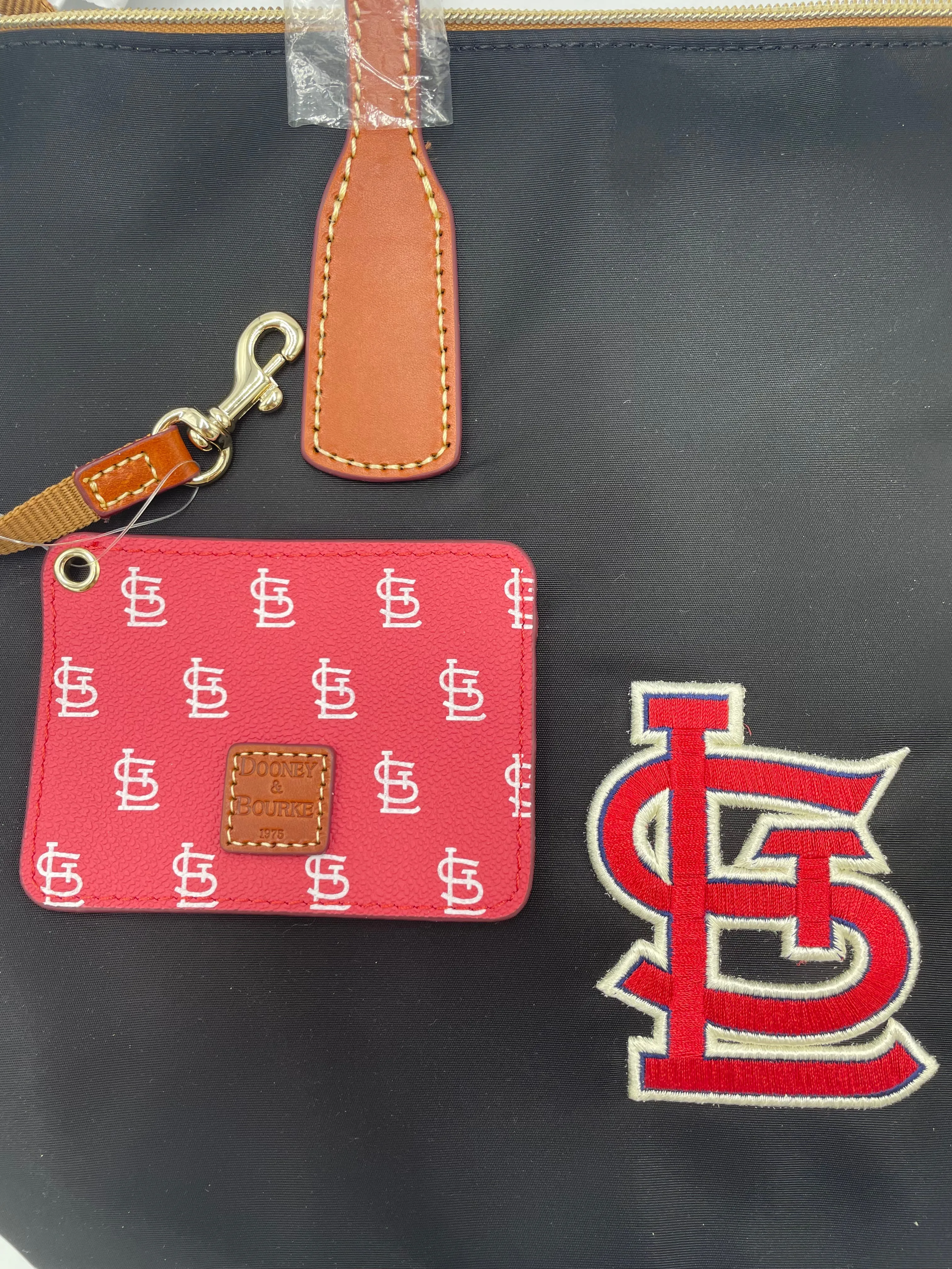 New! Dooney & Bourke STL Logo Handbag / Tote