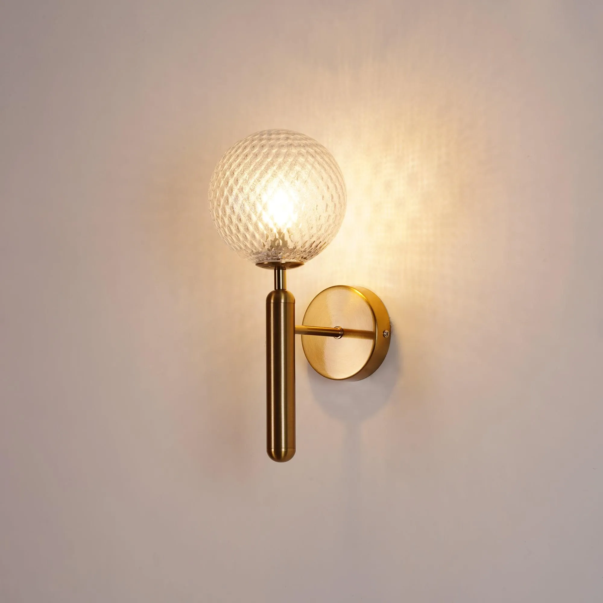 Nordica Wall Lamp