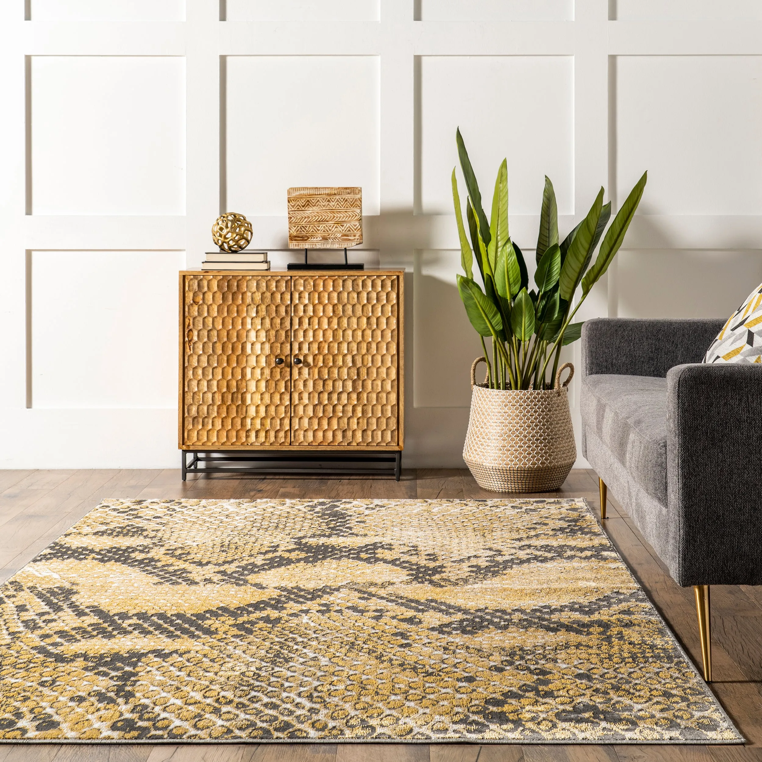 nuLOOM Alexandrine Modern Snake Print Area Rug