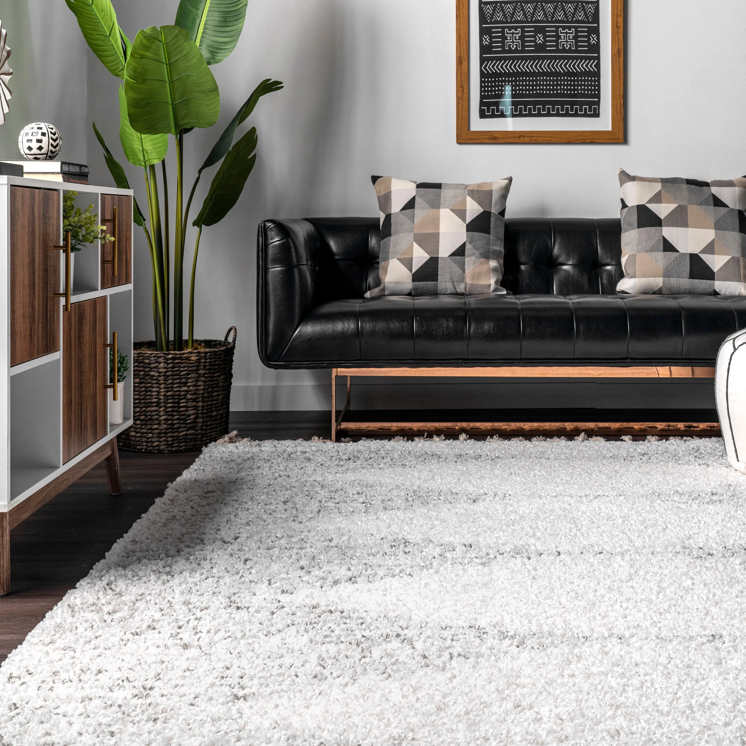 nuLOOM Bria Moroccan Diamond Tassel Area Rug