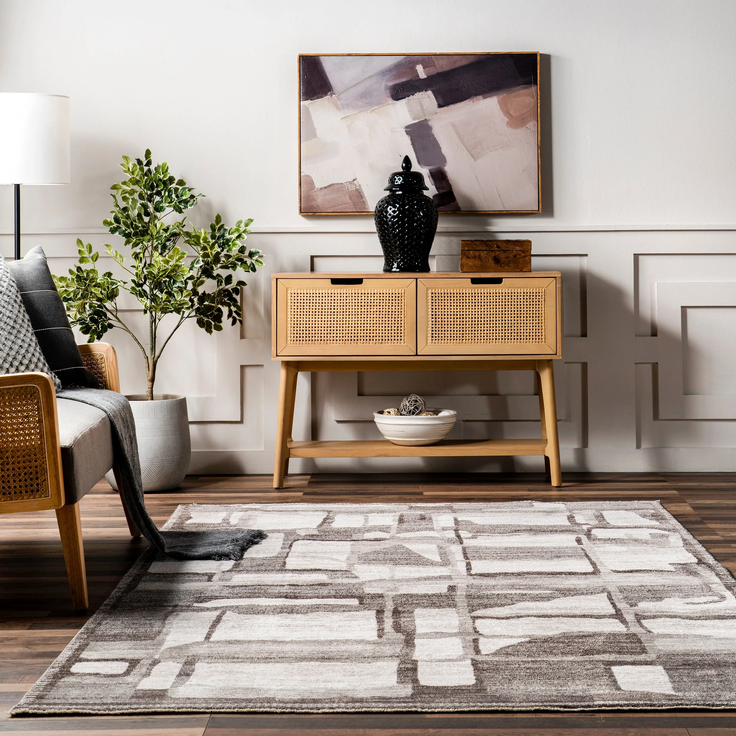 nuLOOM Chrissie Abstract Shapes Fringe Area Rug