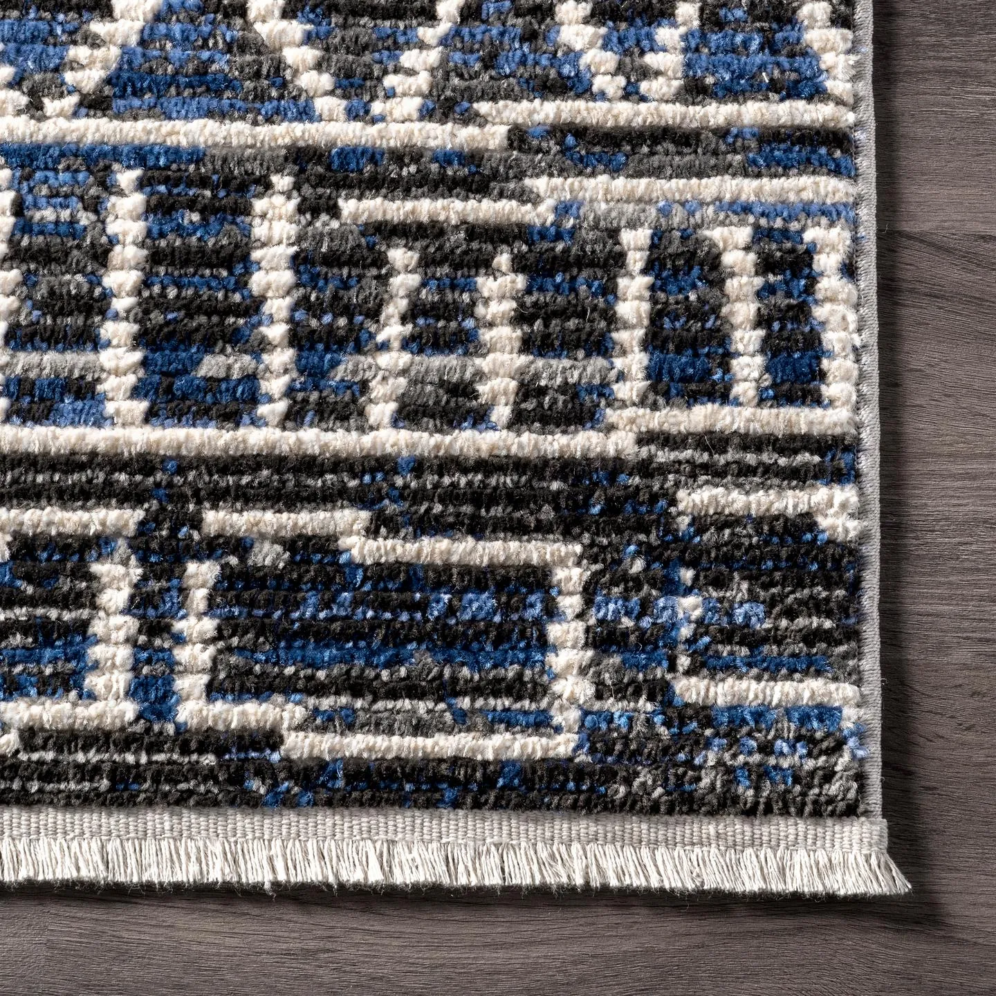 nuLOOM Maisie Banded Tribal Area Rug