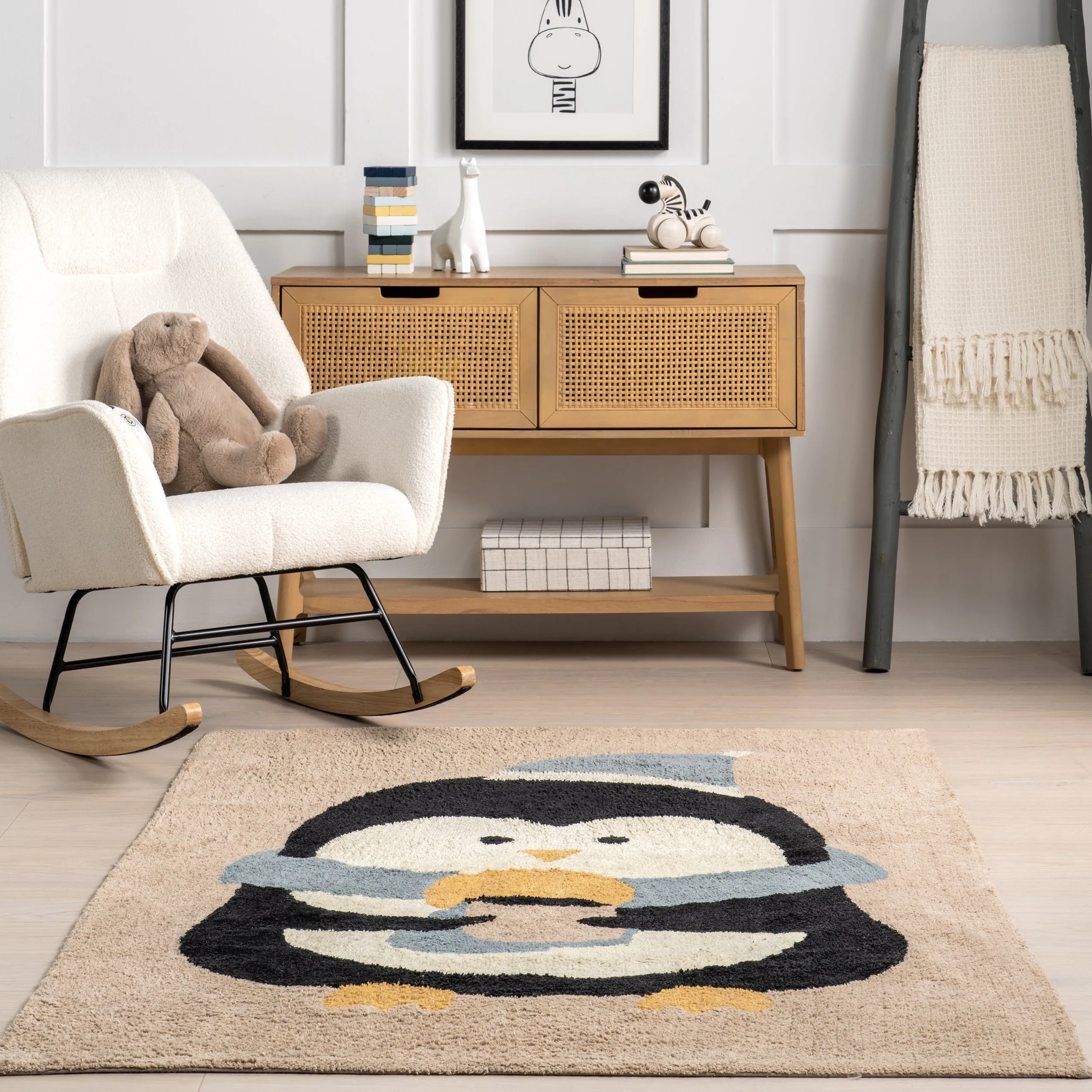 nuLOOM Mosby Penguin Machine Washable Kids Area Rug