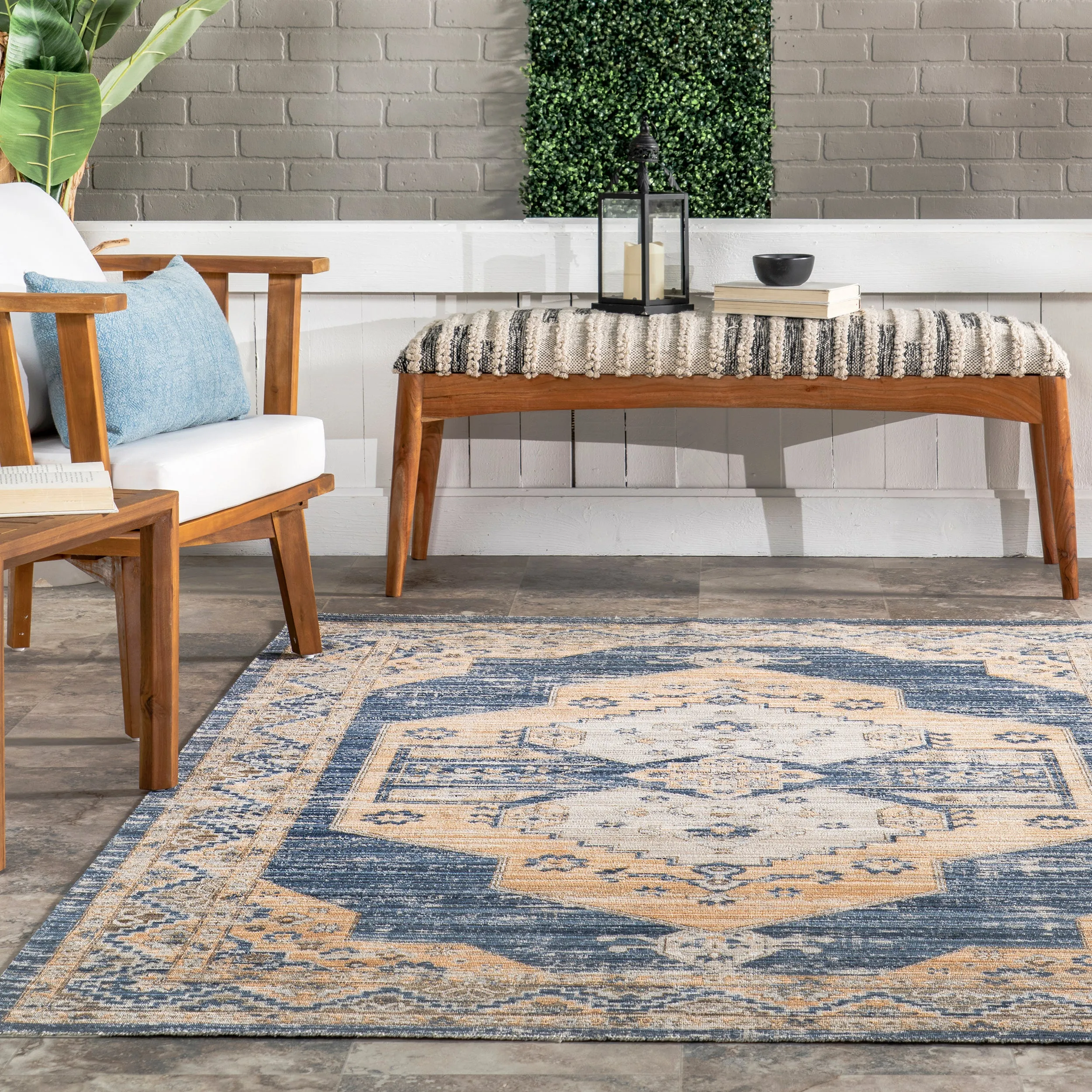nuLOOM Zazie Traditional Machine Washable Indoor/Outdoor Area Rug