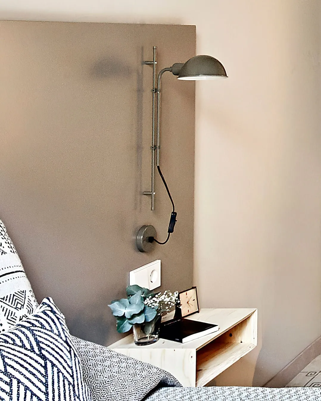 Orbis Wall Lamp