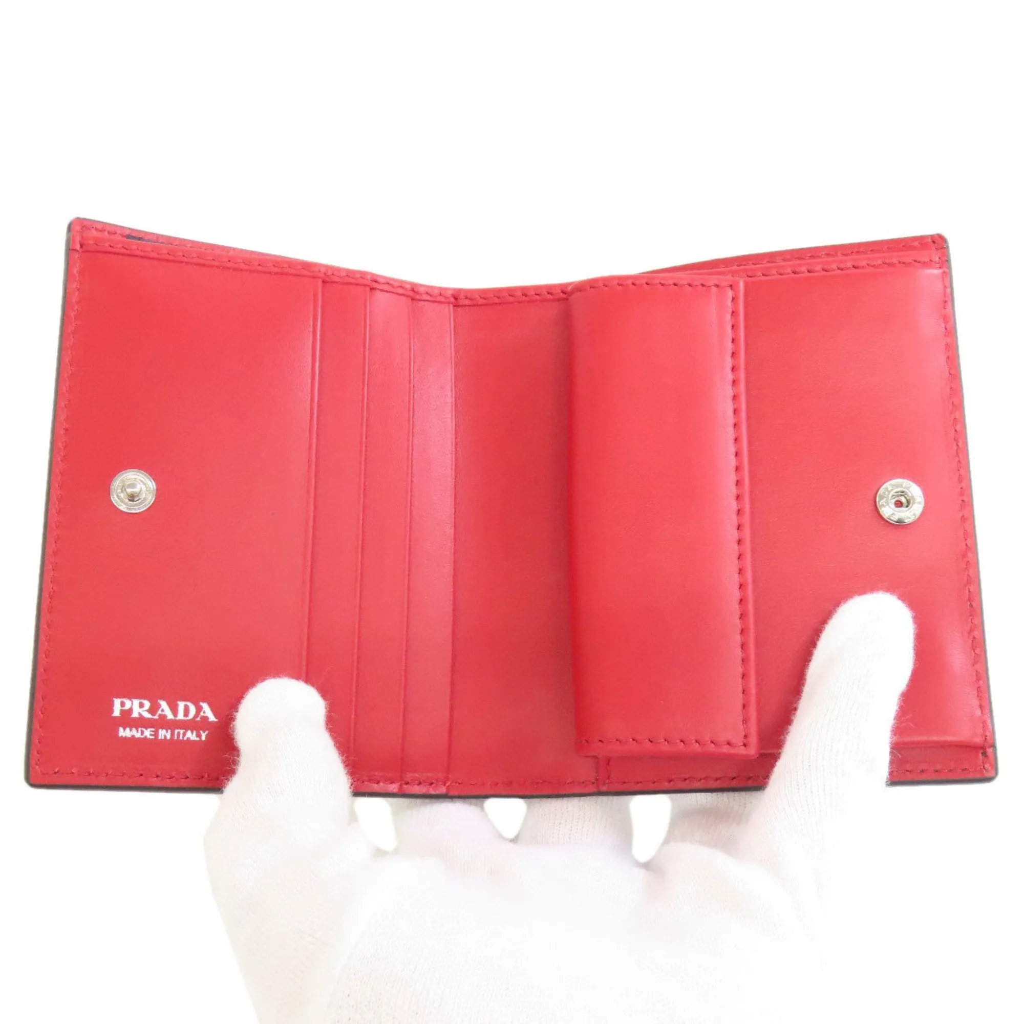 Prada  Color Leather Wallet (Bi-Fold) (Pre-Owned)