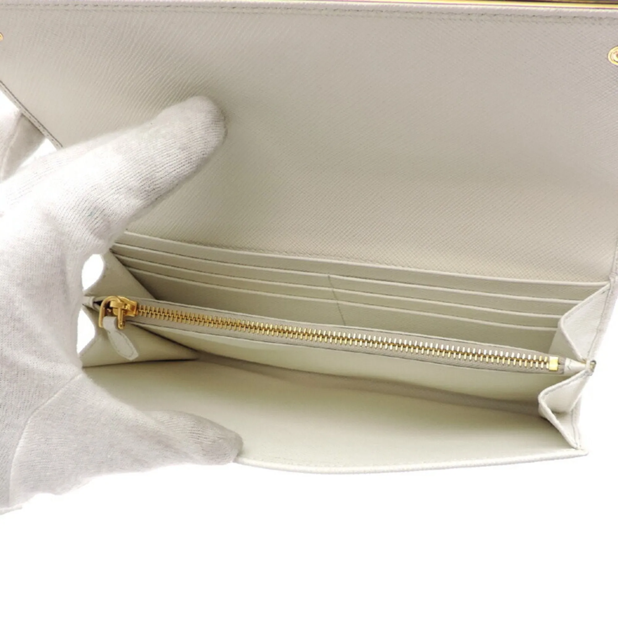 Prada Leather Long Wallet (Bi-Fold) (Pre-Owned)