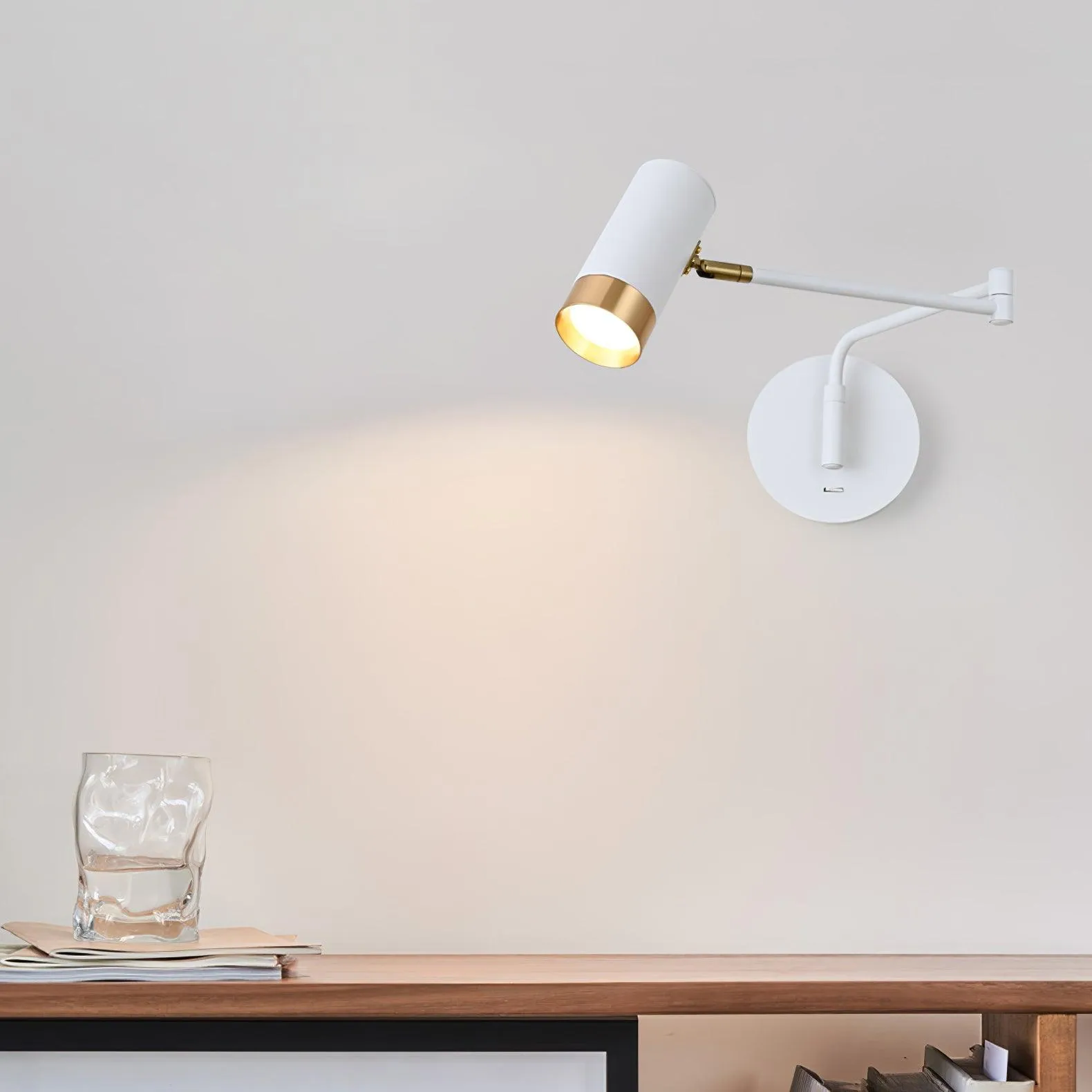 Ridge Arm Wall Lamp