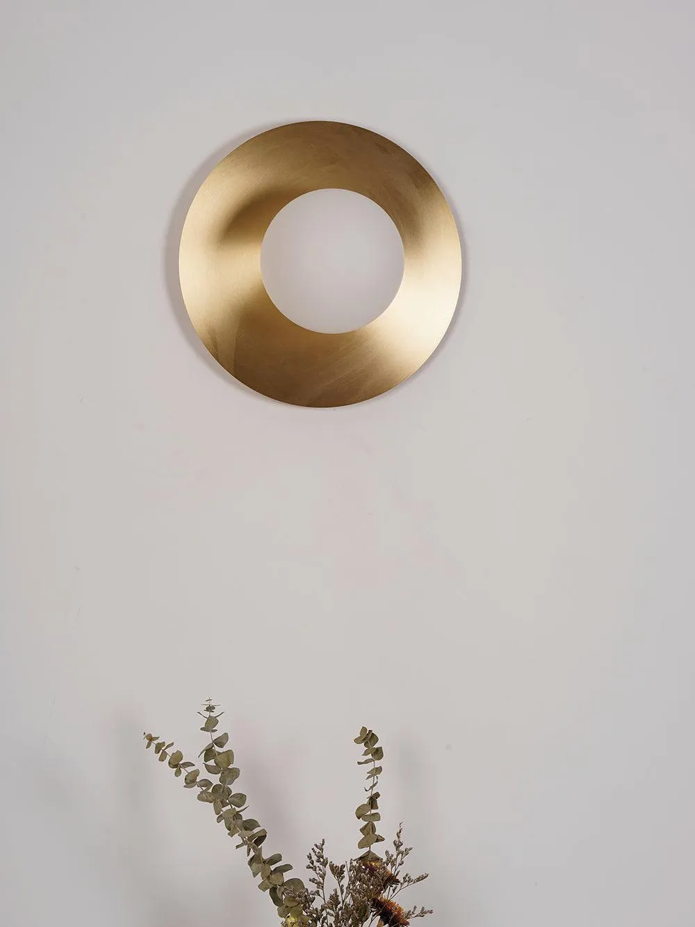 Round Glass Art Wall Lamp