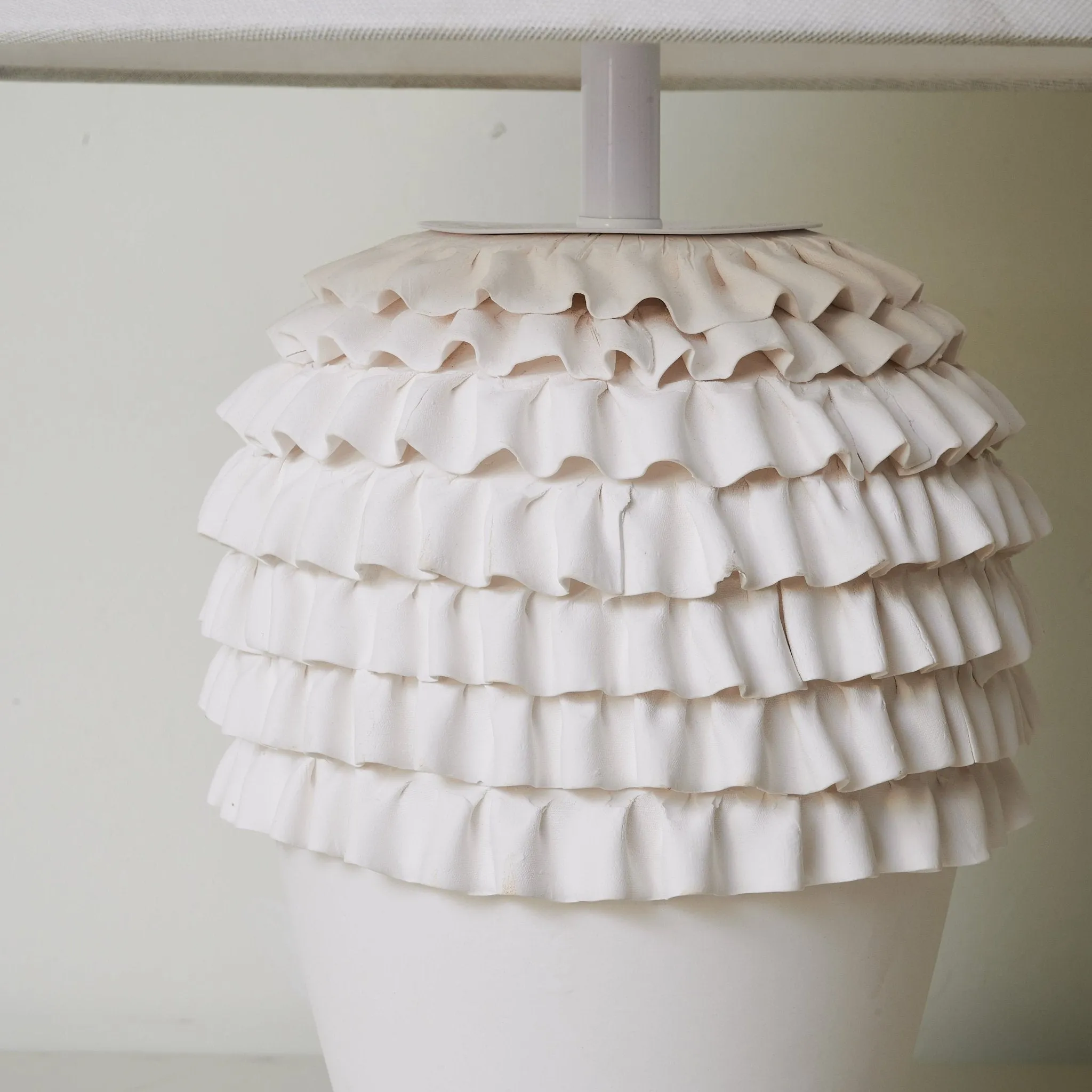 Ruffle Ceramic Table Lamp