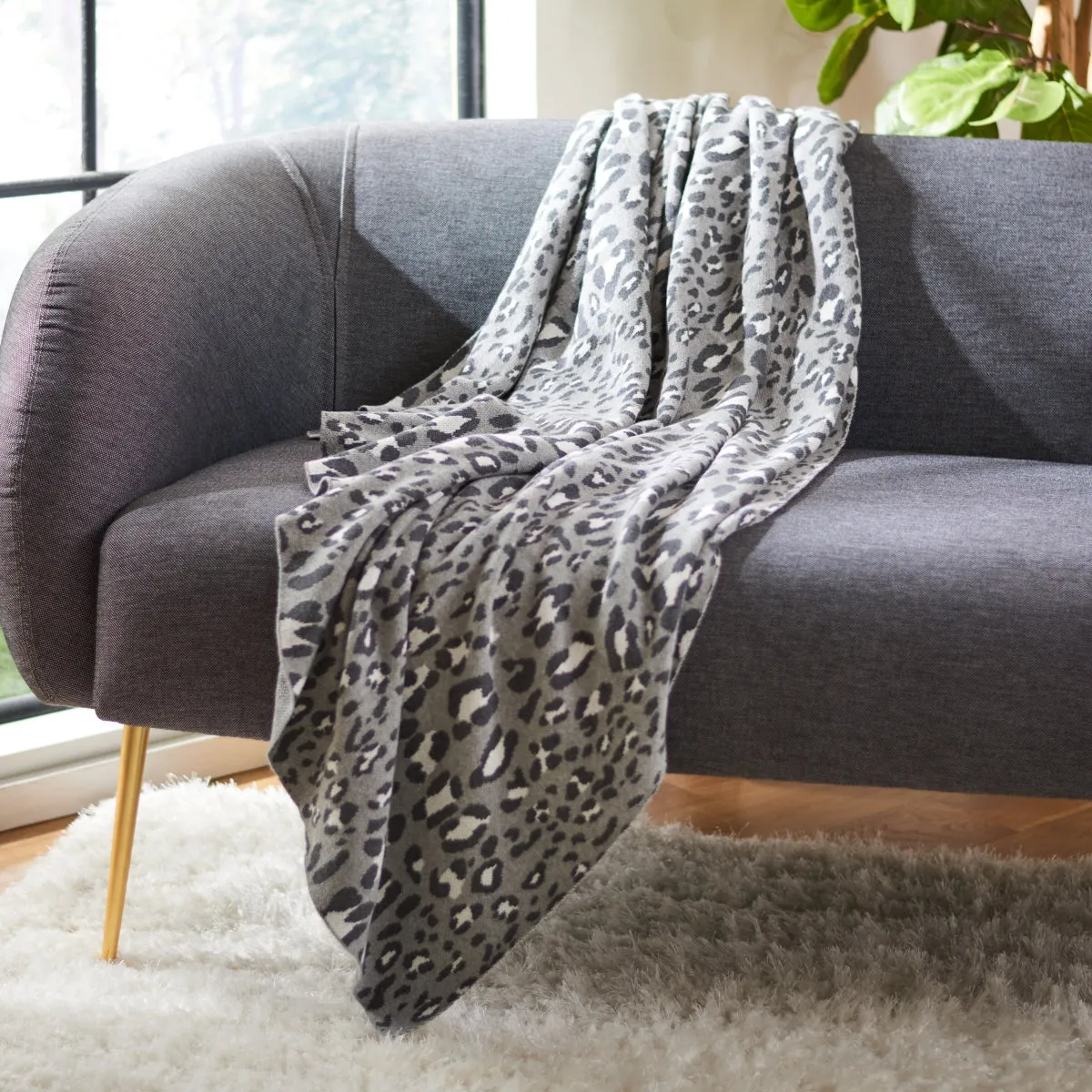 Safavieh Gwynn Throw
