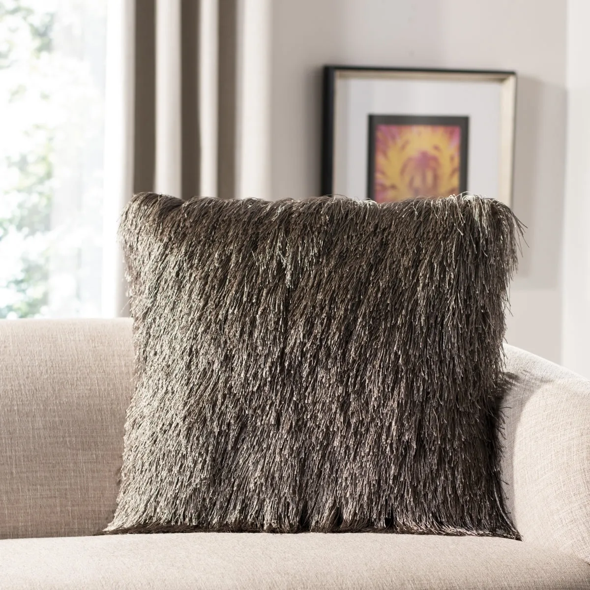 Safavieh Indoor / Outdoor Shag Pillow
