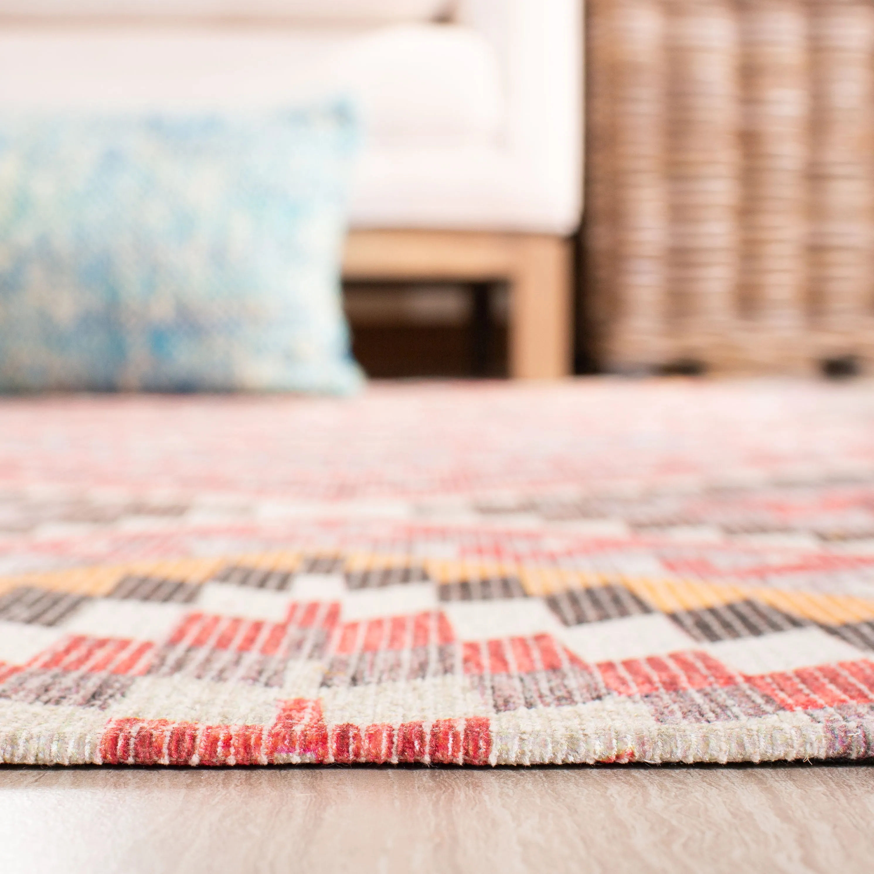 Safavieh Marbella Handwoven Rug