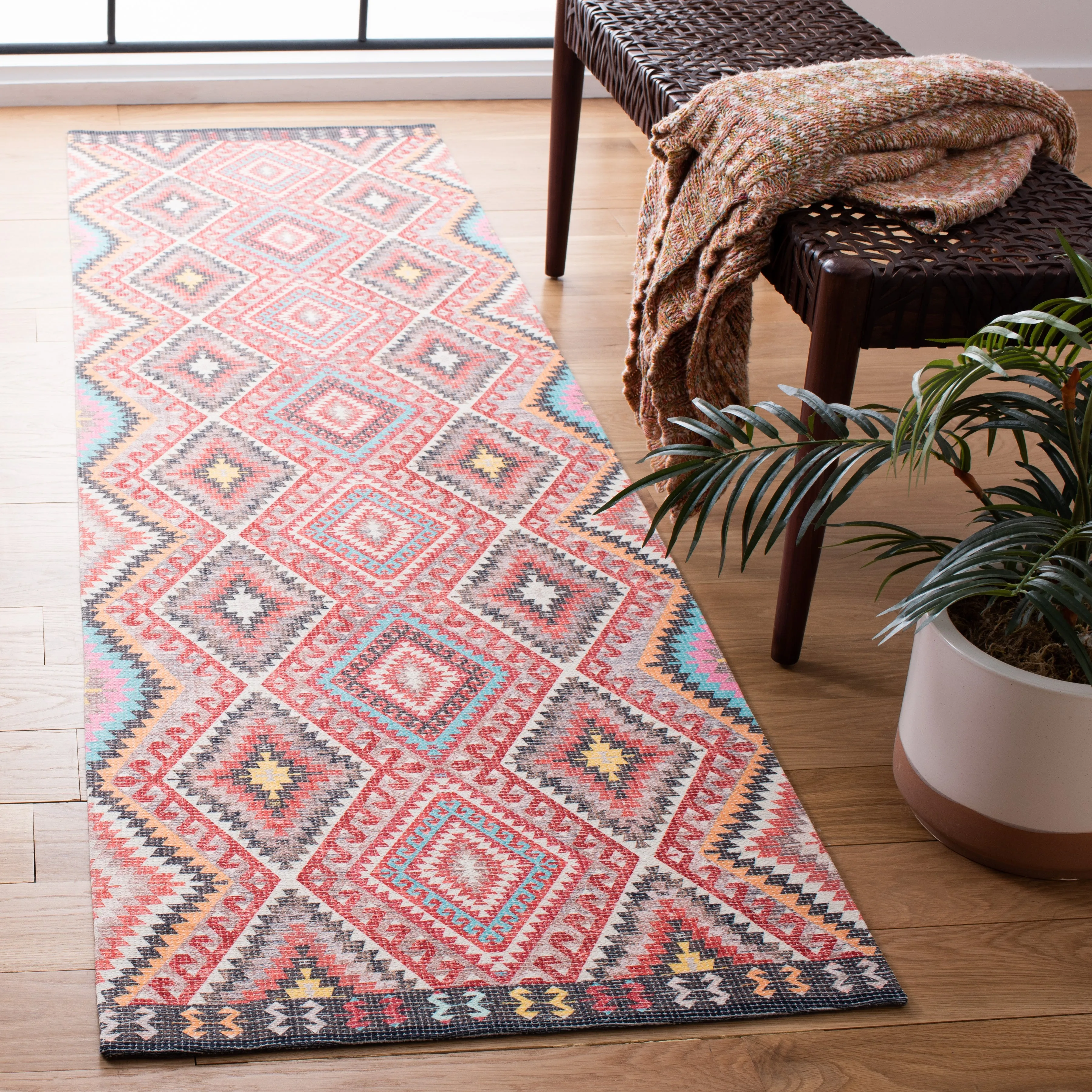 Safavieh Marbella Handwoven Rug