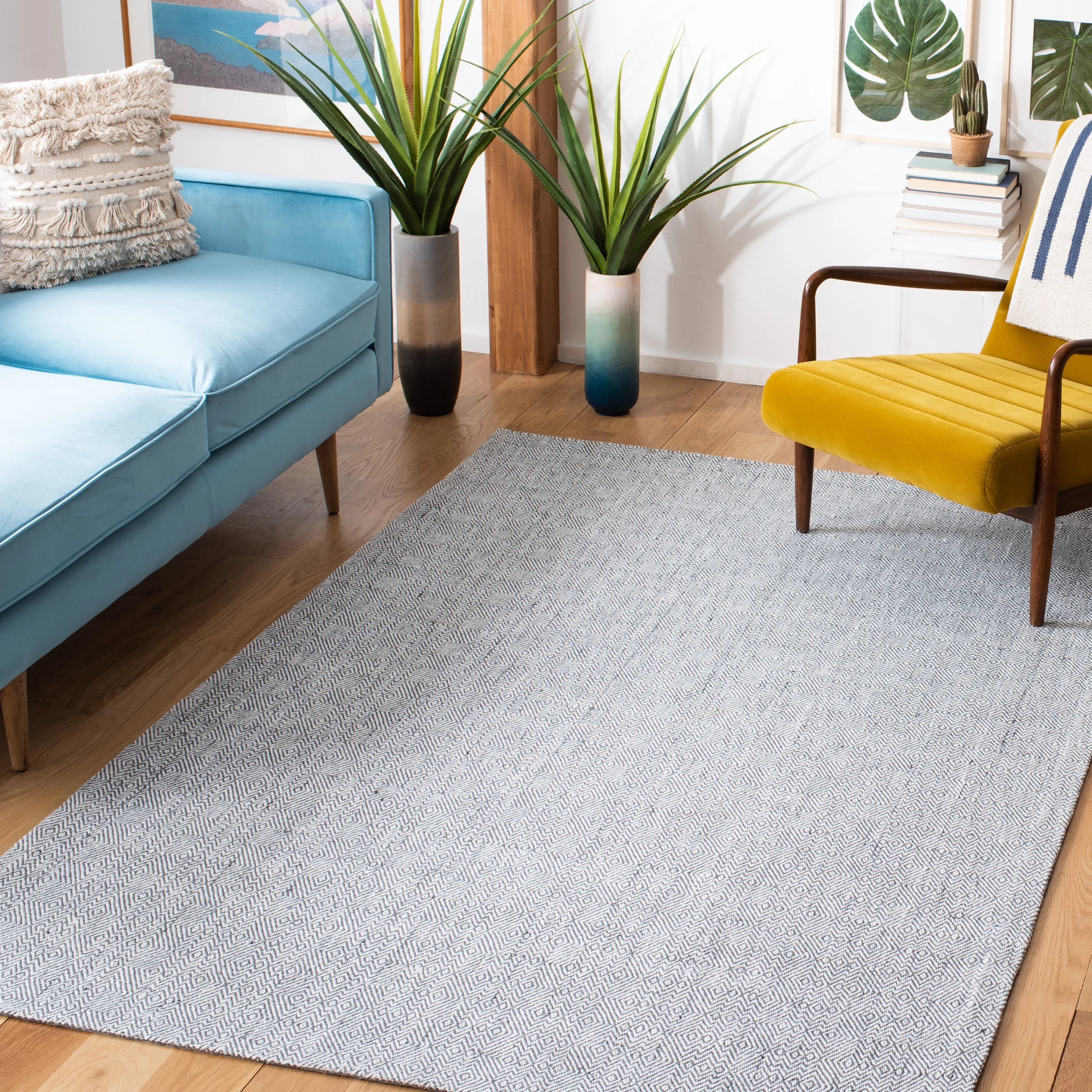 Safavieh Marbella Handwoven Rug