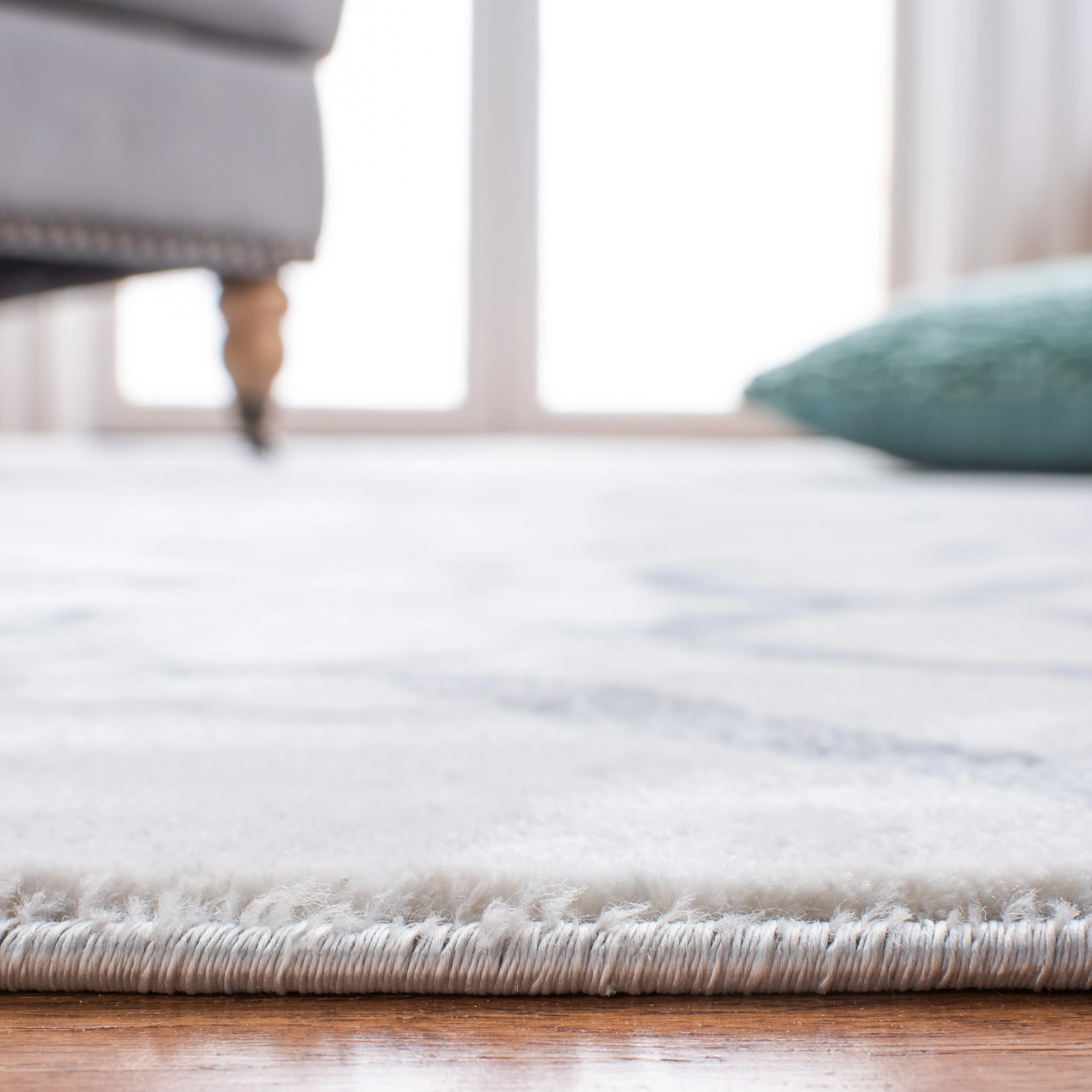 Safavieh Martha Stewart Isabella Rug