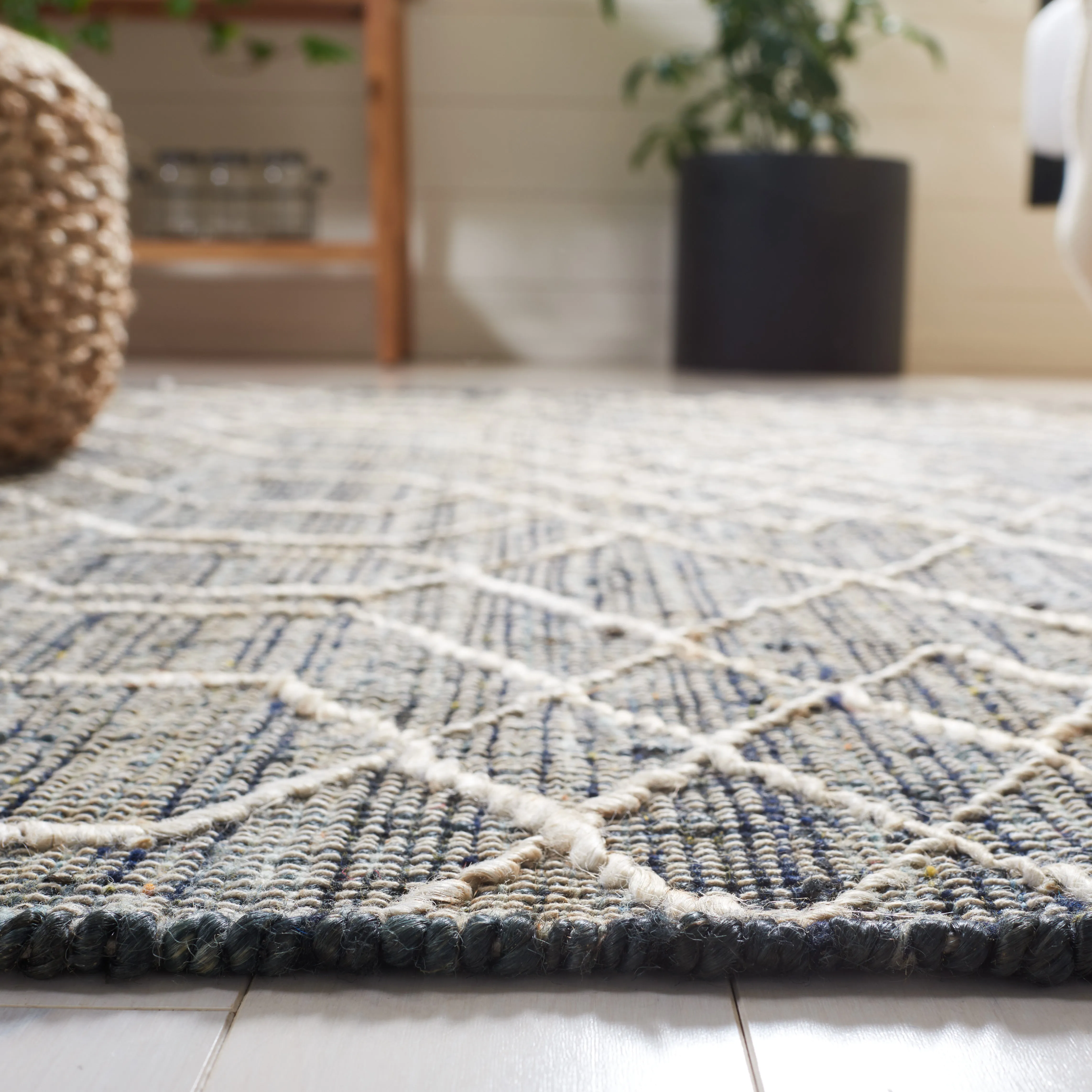 Safavieh Natural Fiber Handmade Rug