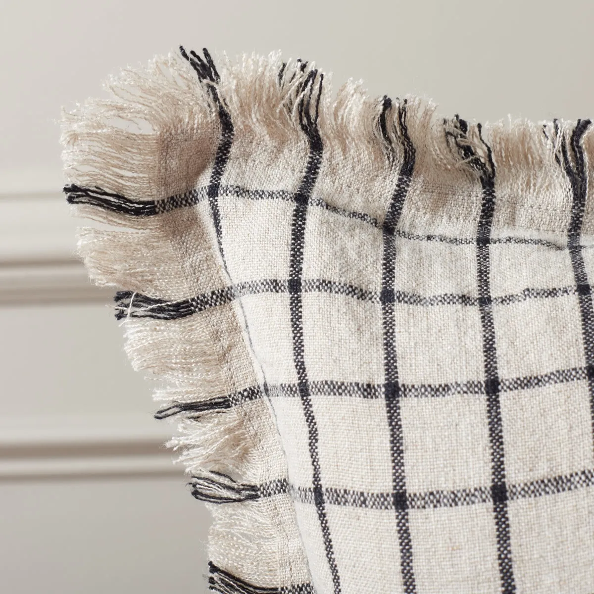 Safavieh Raie Pillow