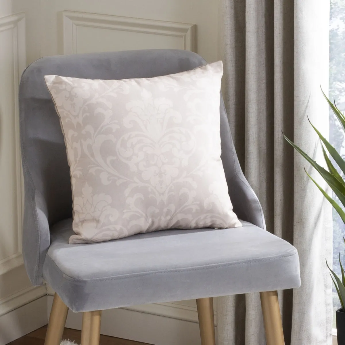 Safavieh Talie Pillow Throw Pillows cheap throw sets