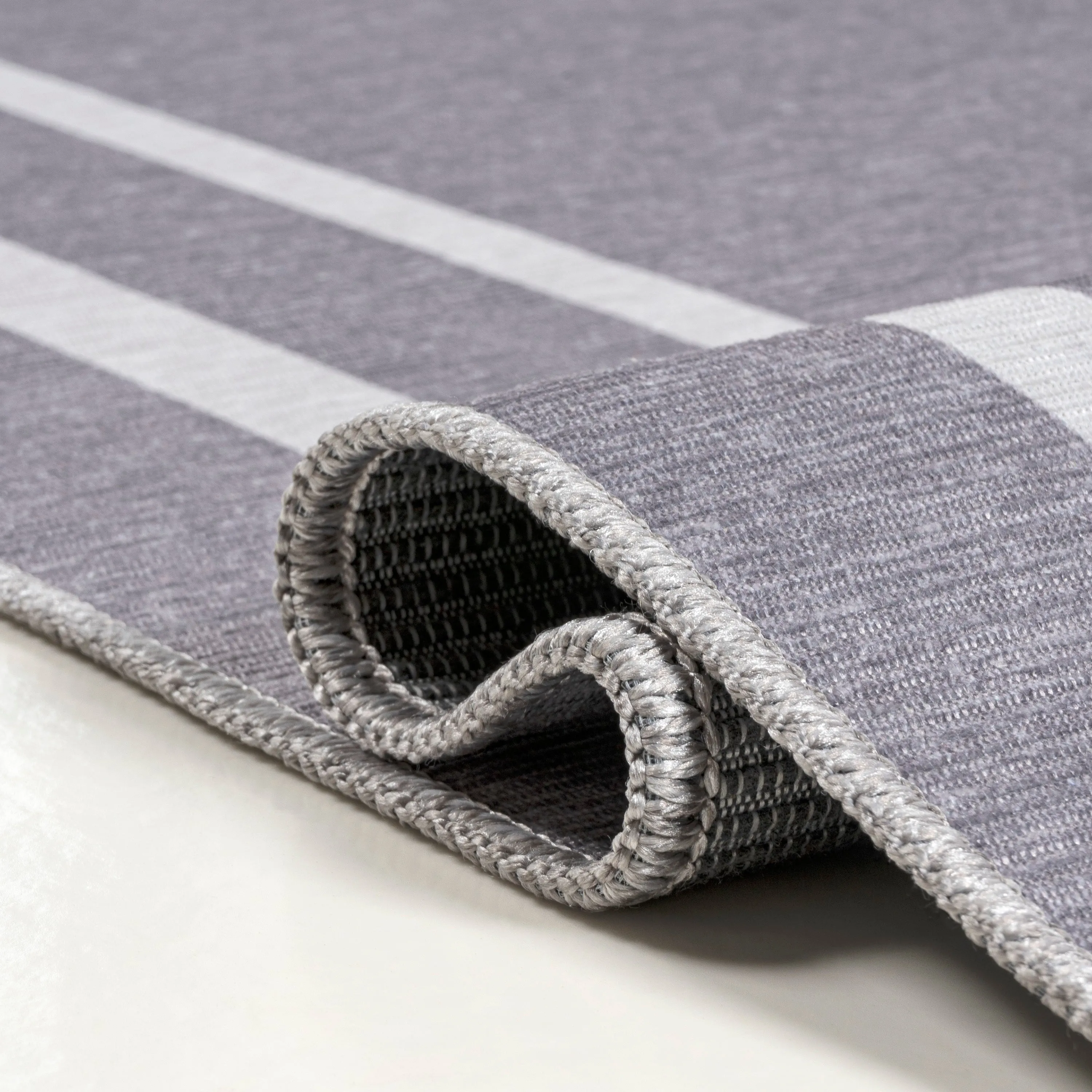 Sloane Classic 2-Stripe Border Washable Area Rug