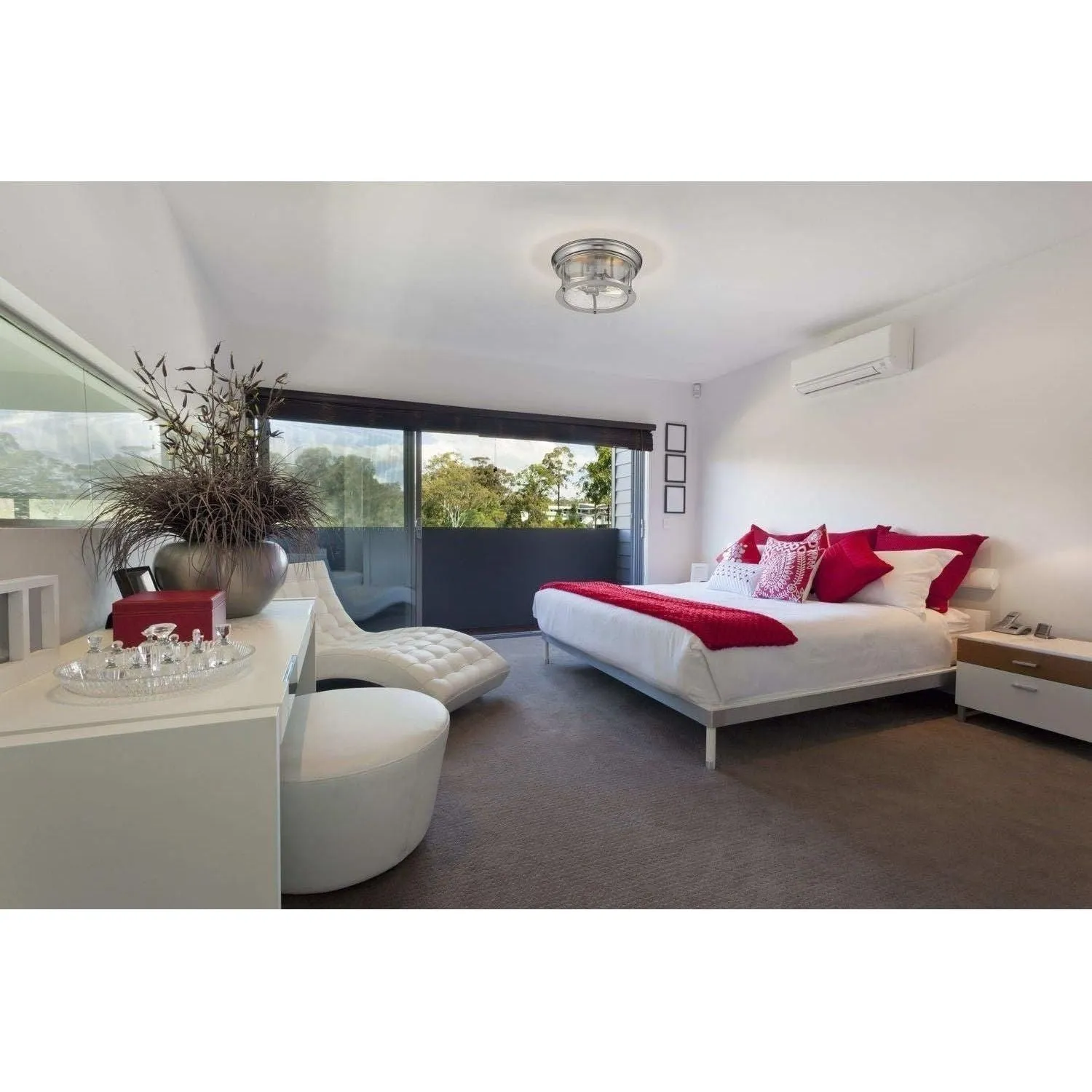 Sonna Flush Mount