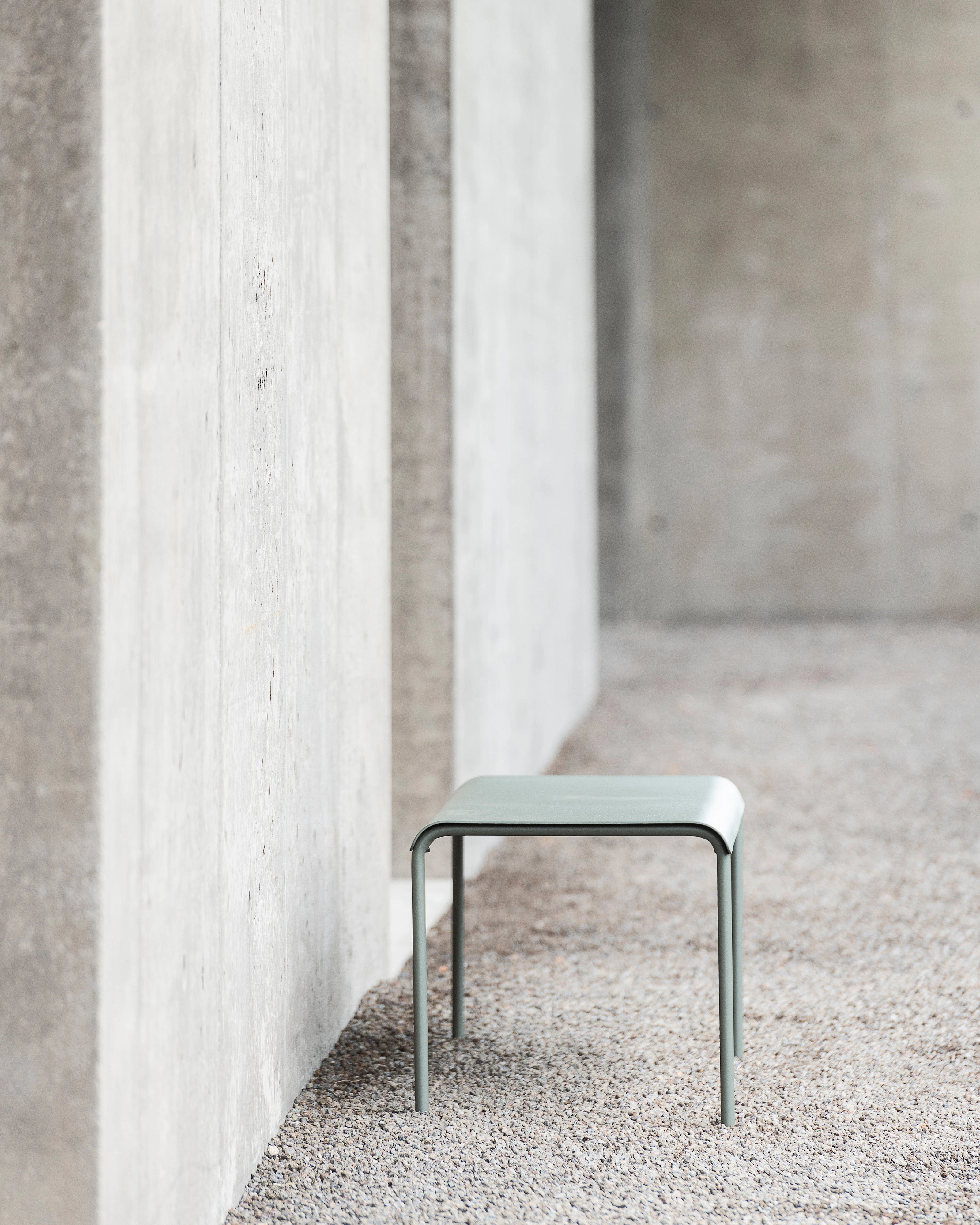 Stool aluminium eucalyptus green August