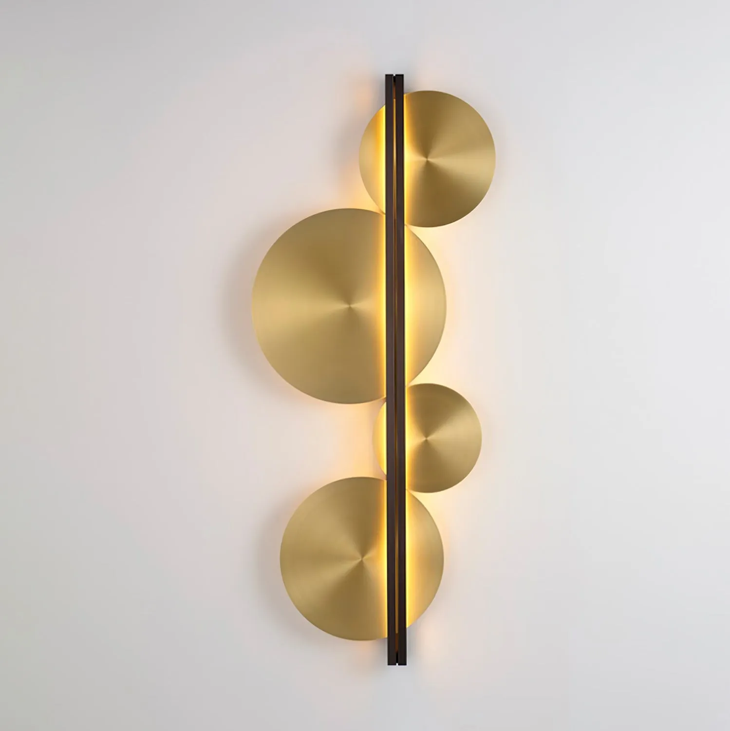 Strate Wall Lamp