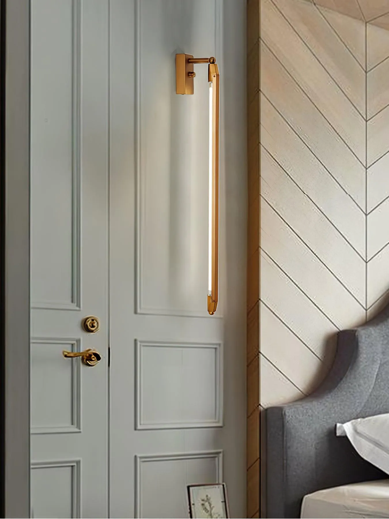 T Tube Wall Light