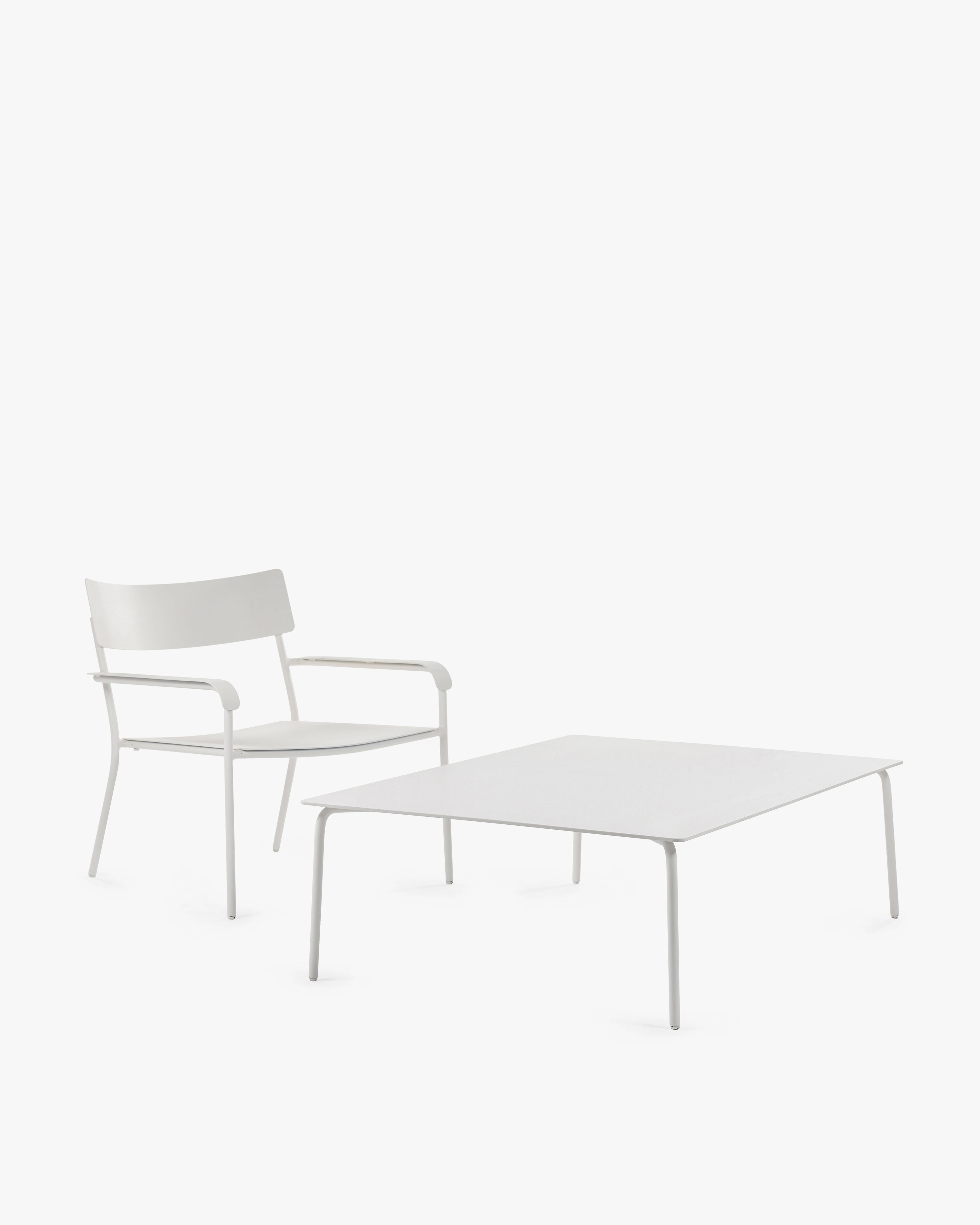 Table low aluminium sand August